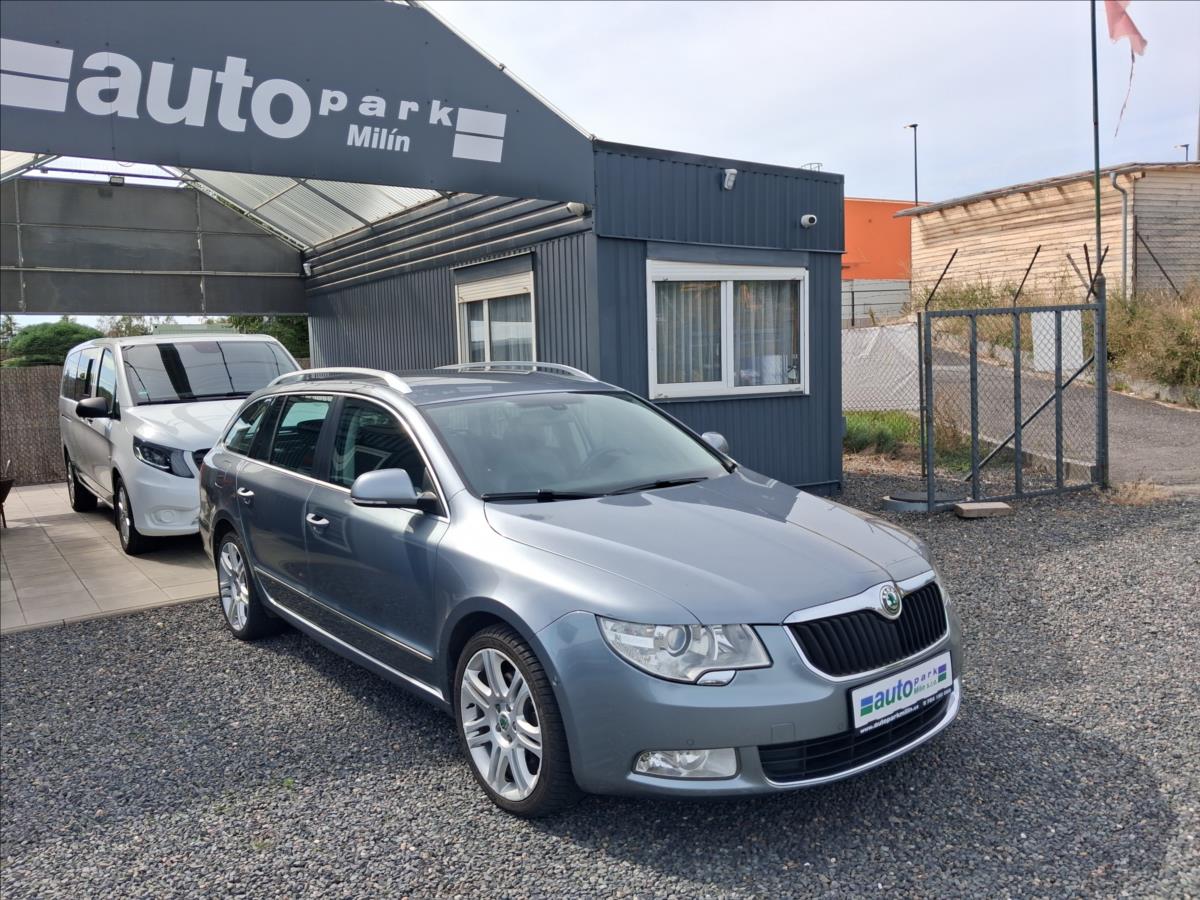 Škoda Superb 2,0 4x4, tažné, el.kufr, CZ