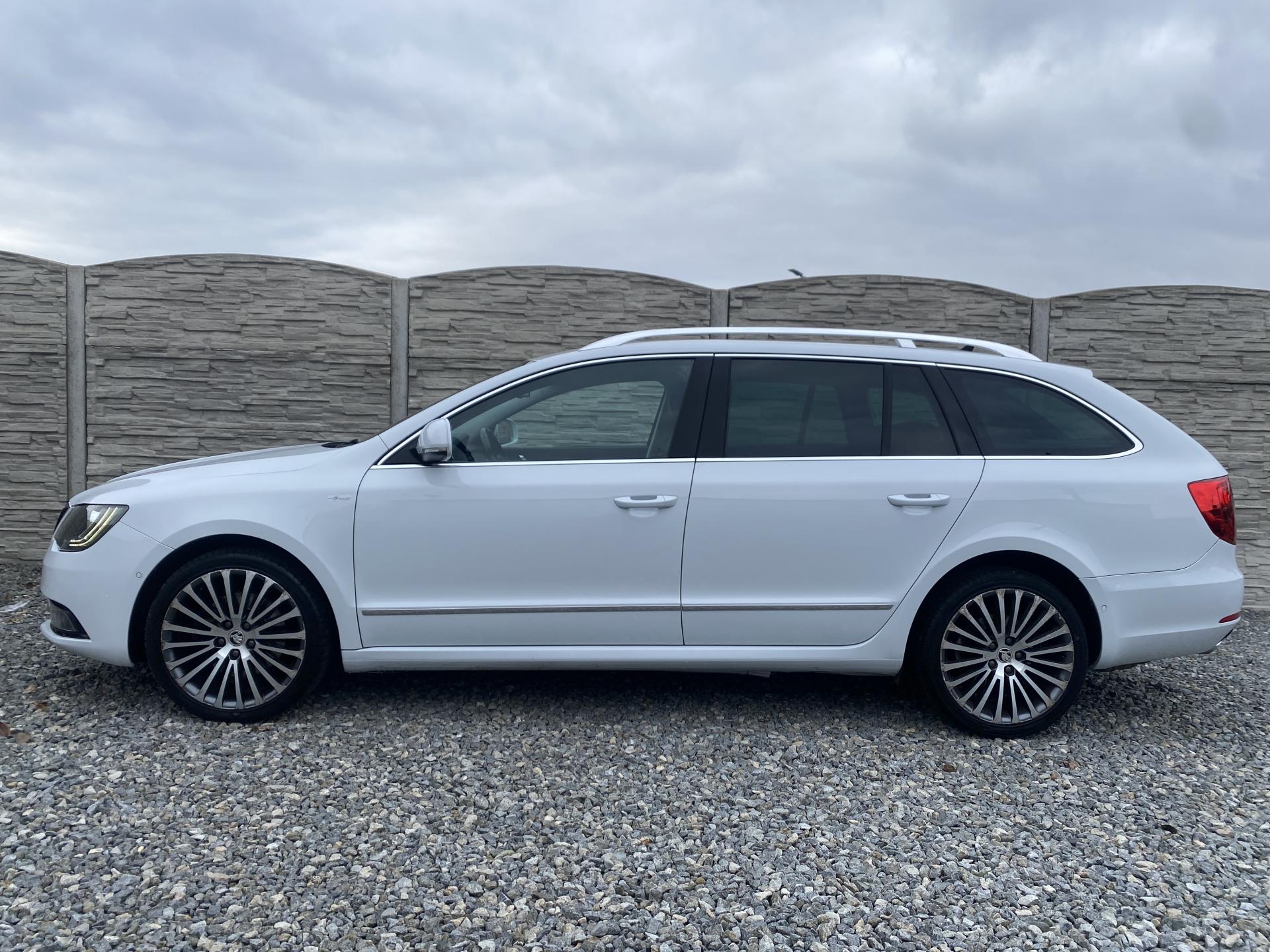 Škoda Superb 2.0TDi 170PS 6R ELEGANCE NAVI! - foto 2