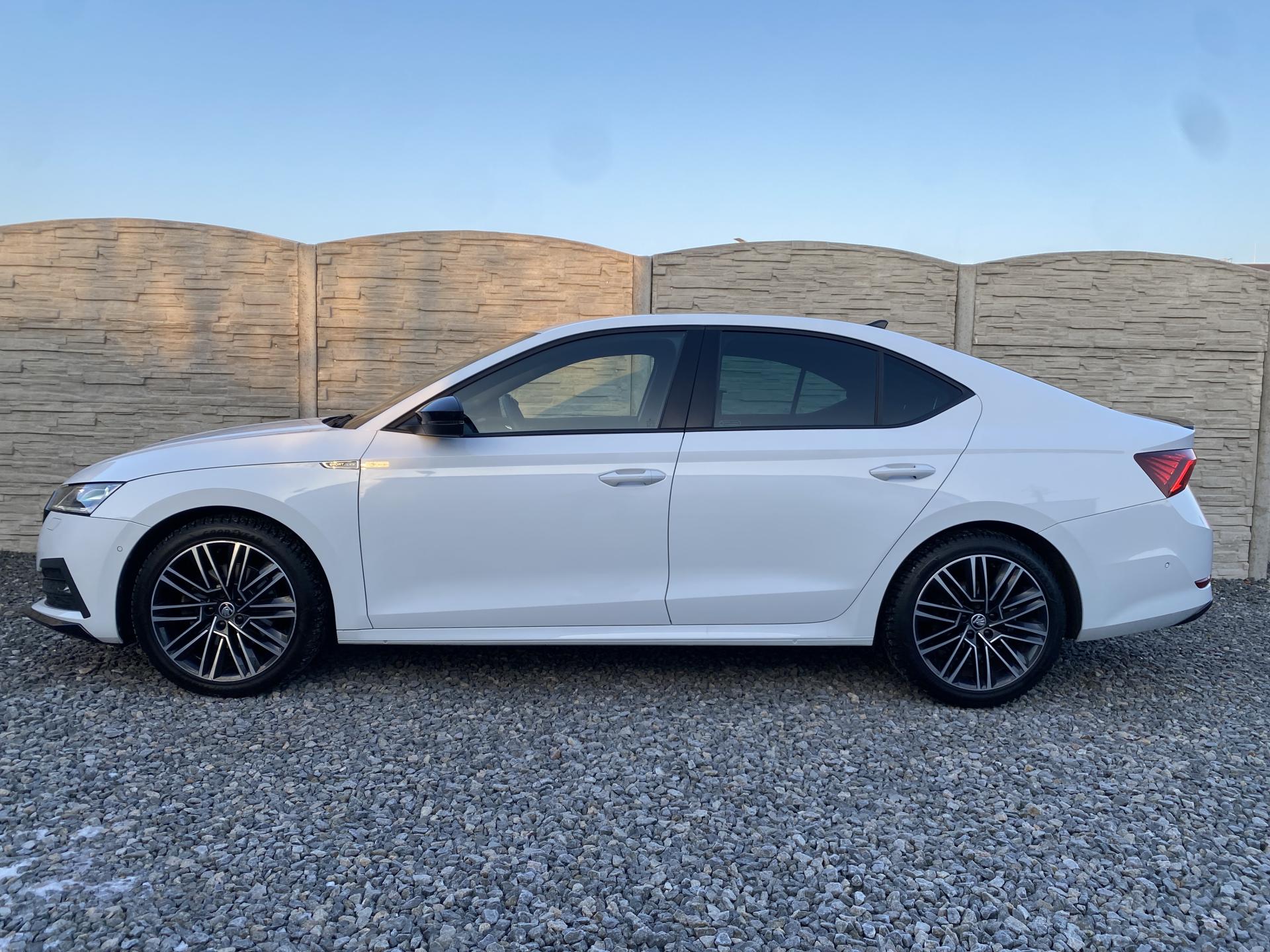 Škoda Octavia 2.0TSi 4x4 190PS DSG CZ 55TKM!