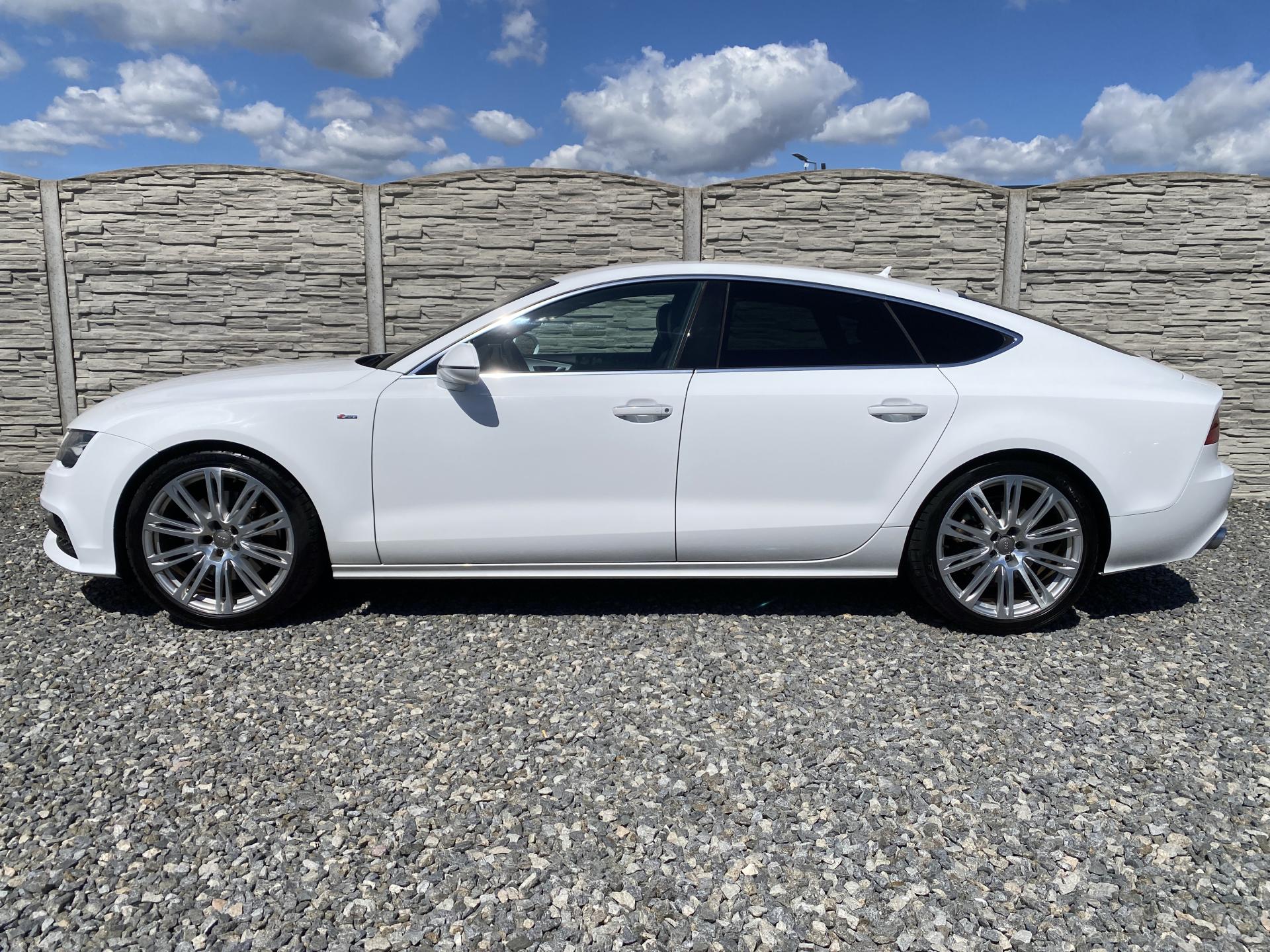 Audi A7 3.0TDi 250PS S-LINE CZ 165TKM!