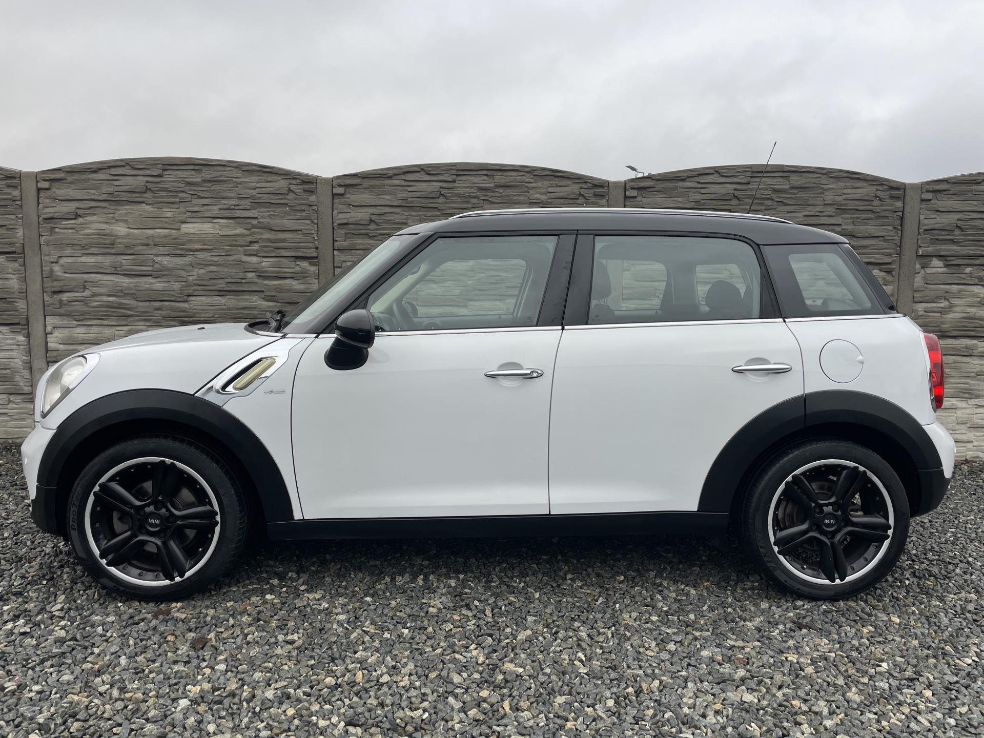 Mini Countryman 2.0SD 110PS COOPER D AUTOMAT!!
