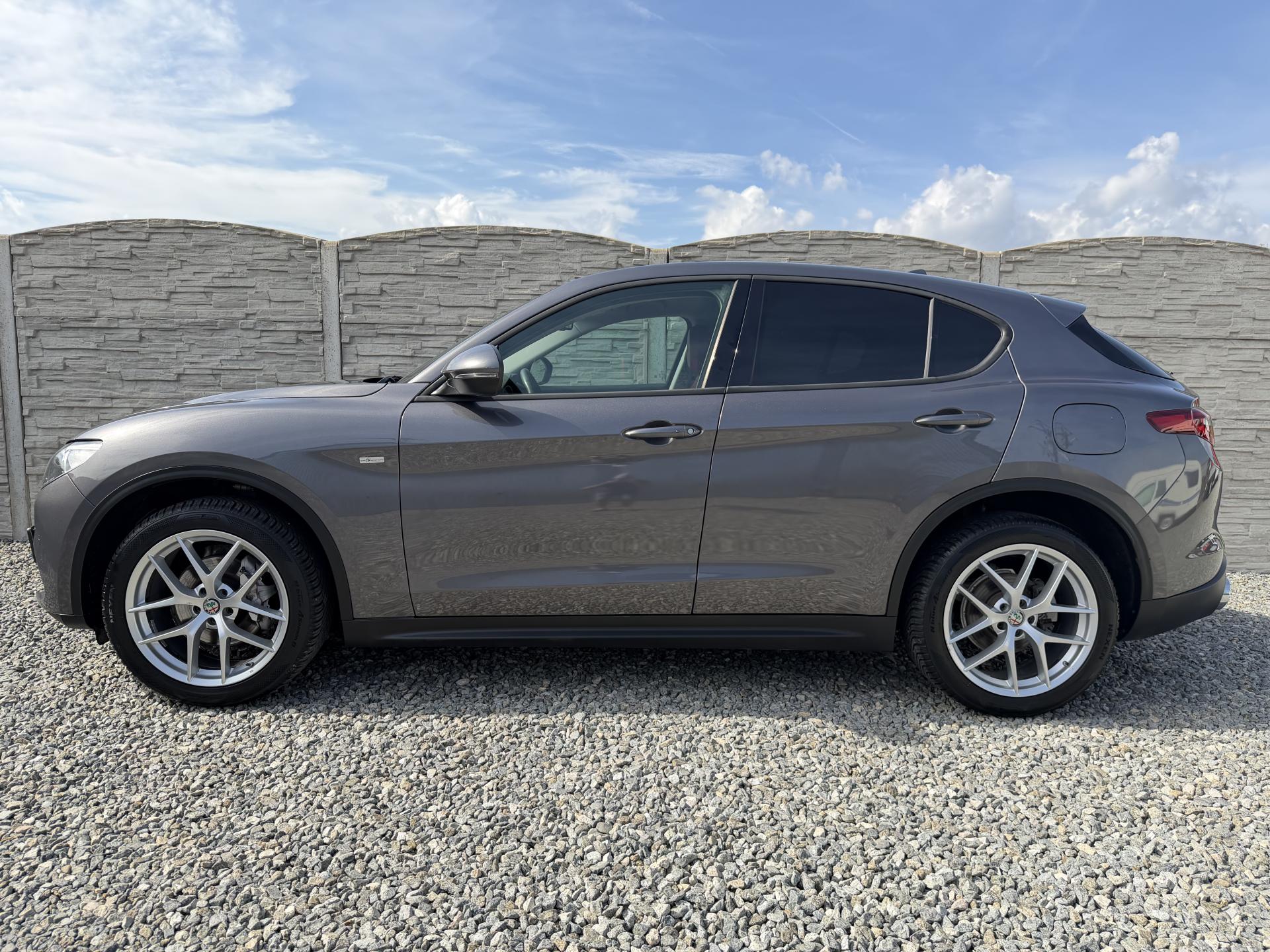 Alfa Romeo Stelvio 2.2JTDM Q4 4x4 210PS VELOCE 1A