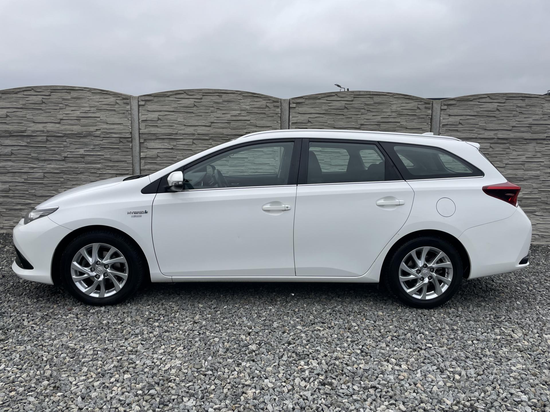 Toyota Auris 1.8i 16v HYBRID FL NAVI EXTRA!