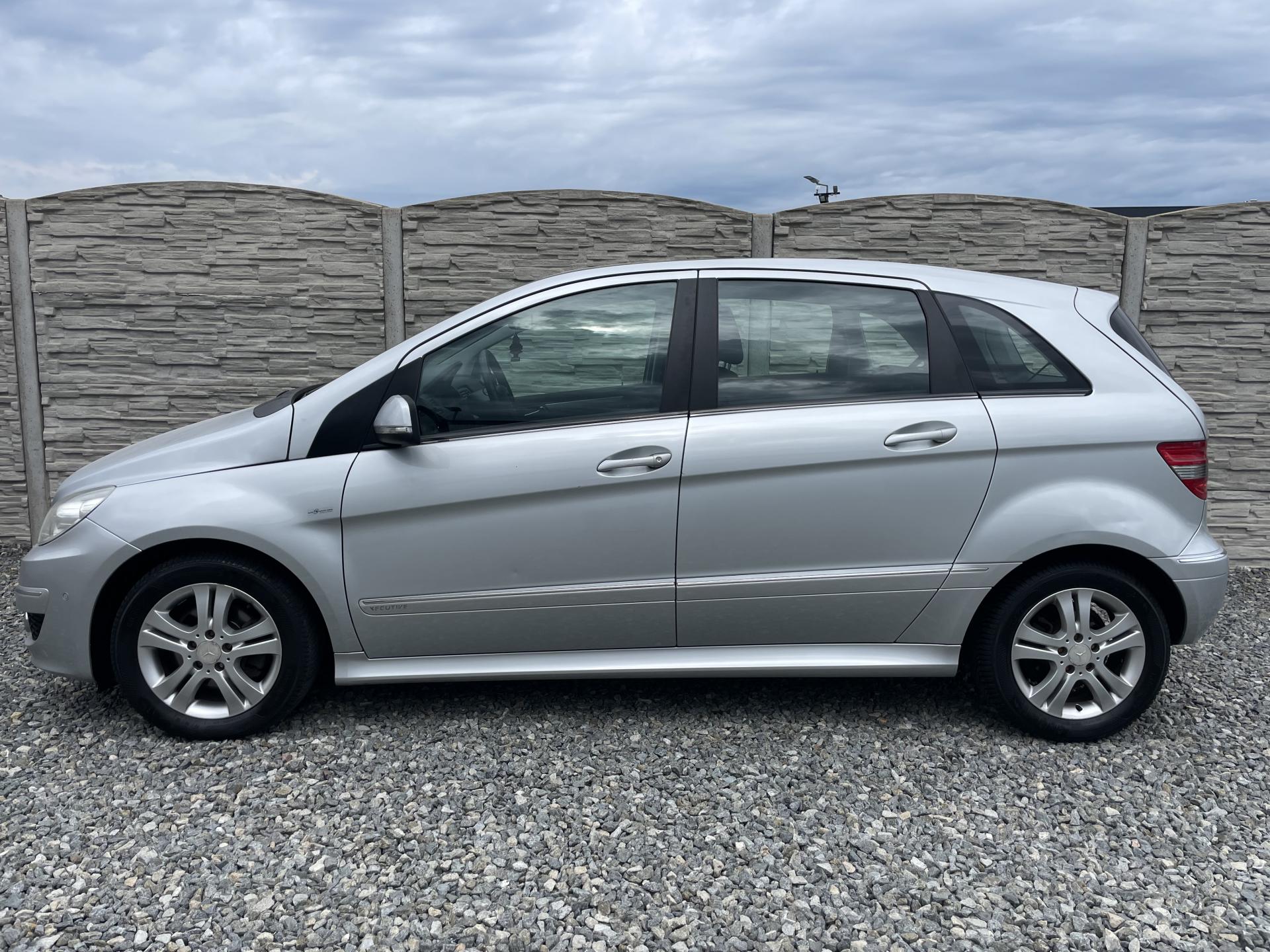 Mercedes-Benz Třídy B 220CDi 170PS AVANTGARDE 152TKM