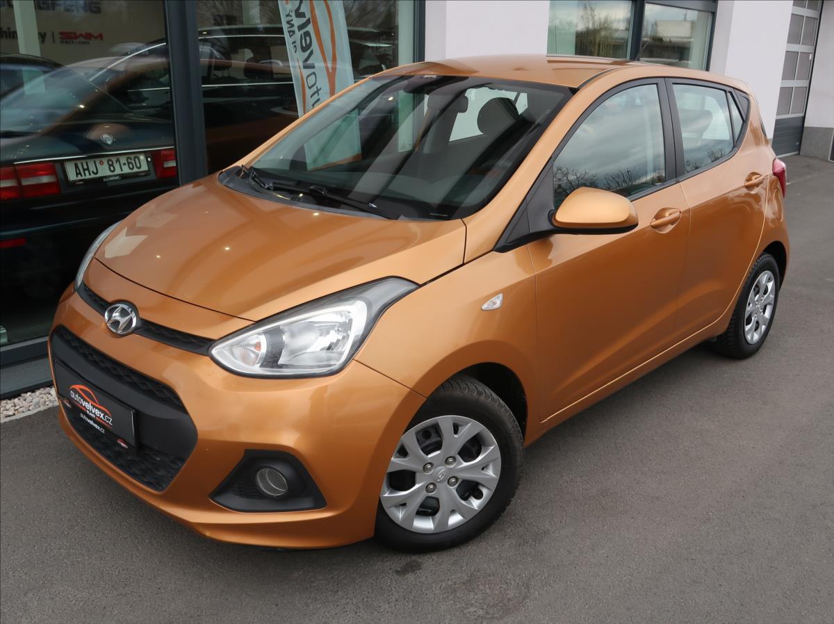 Hyundai i10 1,0 i,48kW,NovéČR,klima,tempom
