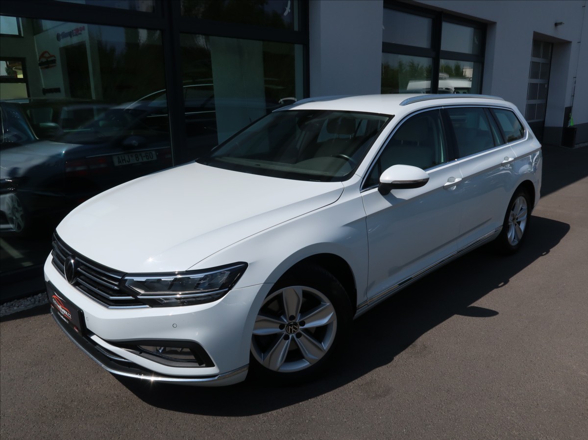 Volkswagen Passat 2,0 TDi,110kW,1majČR,Elegance