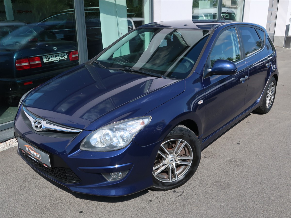 Hyundai i30 1,4 CVVT,80kW,1majČR,Klima