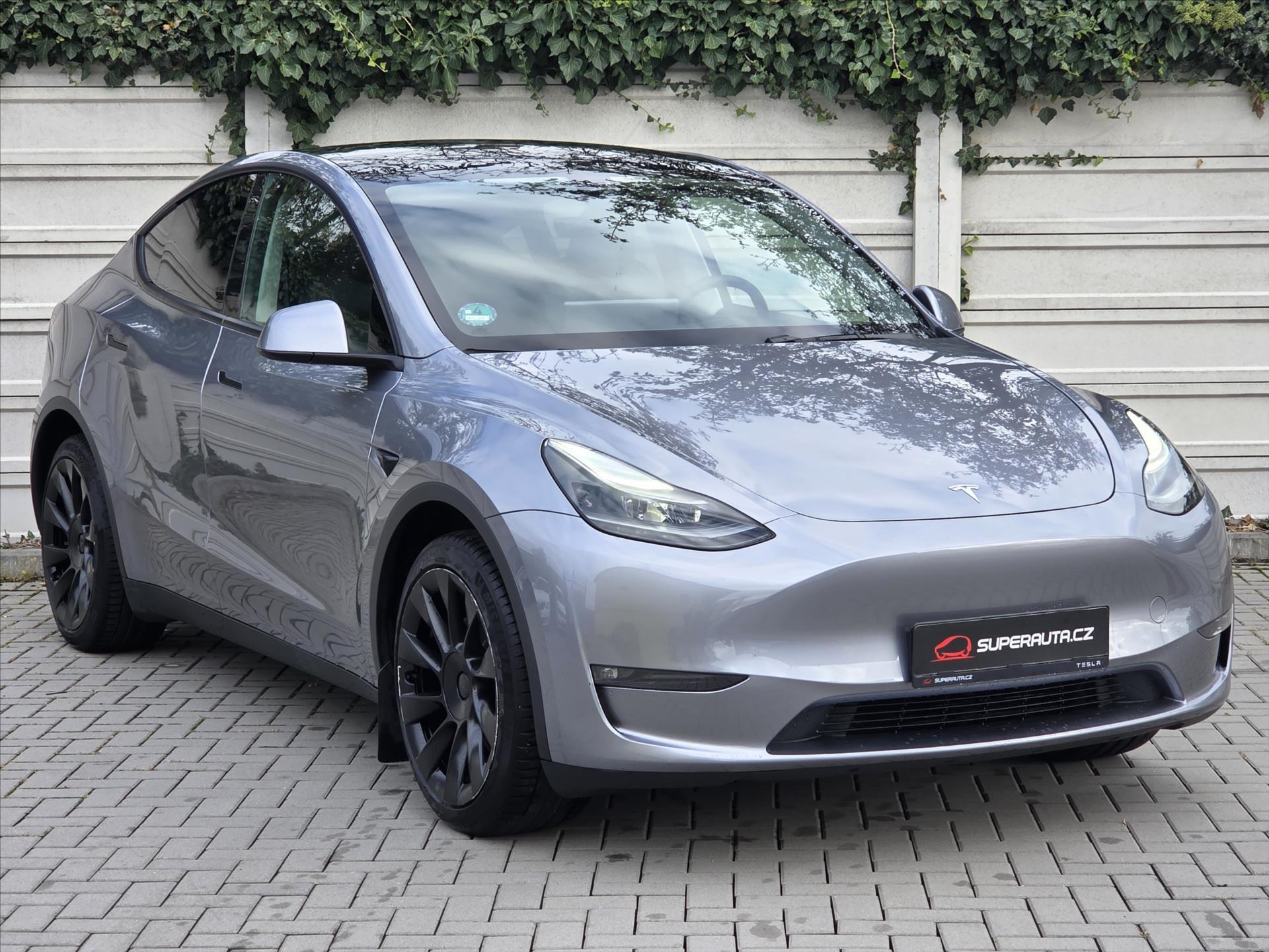 Tesla Model Y 0,0 LR 4x4 FSD Tažné 94% Záruk