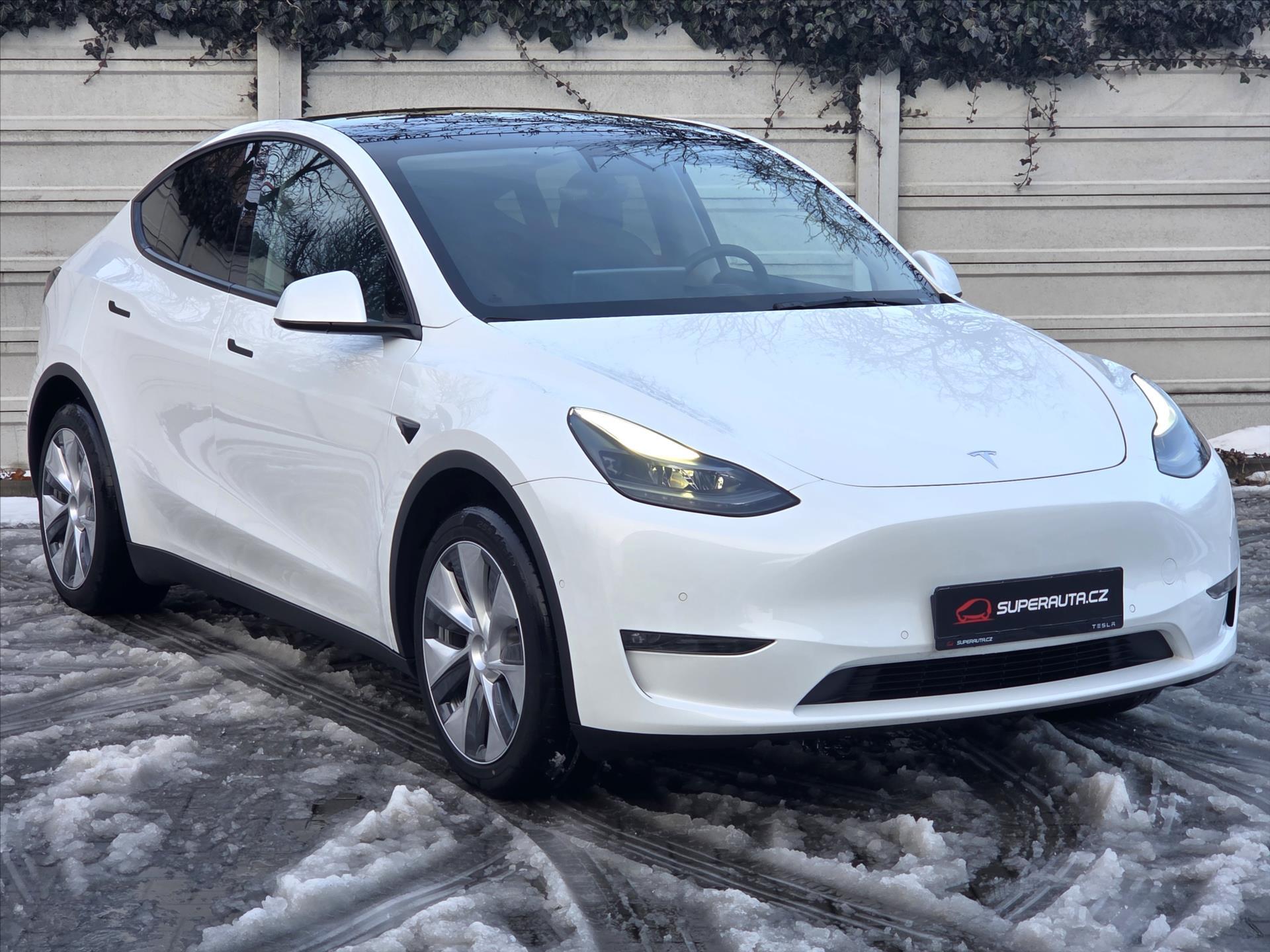 Tesla Model Y 0,0 378kW 4x4 LR Tažné z. 1.ma