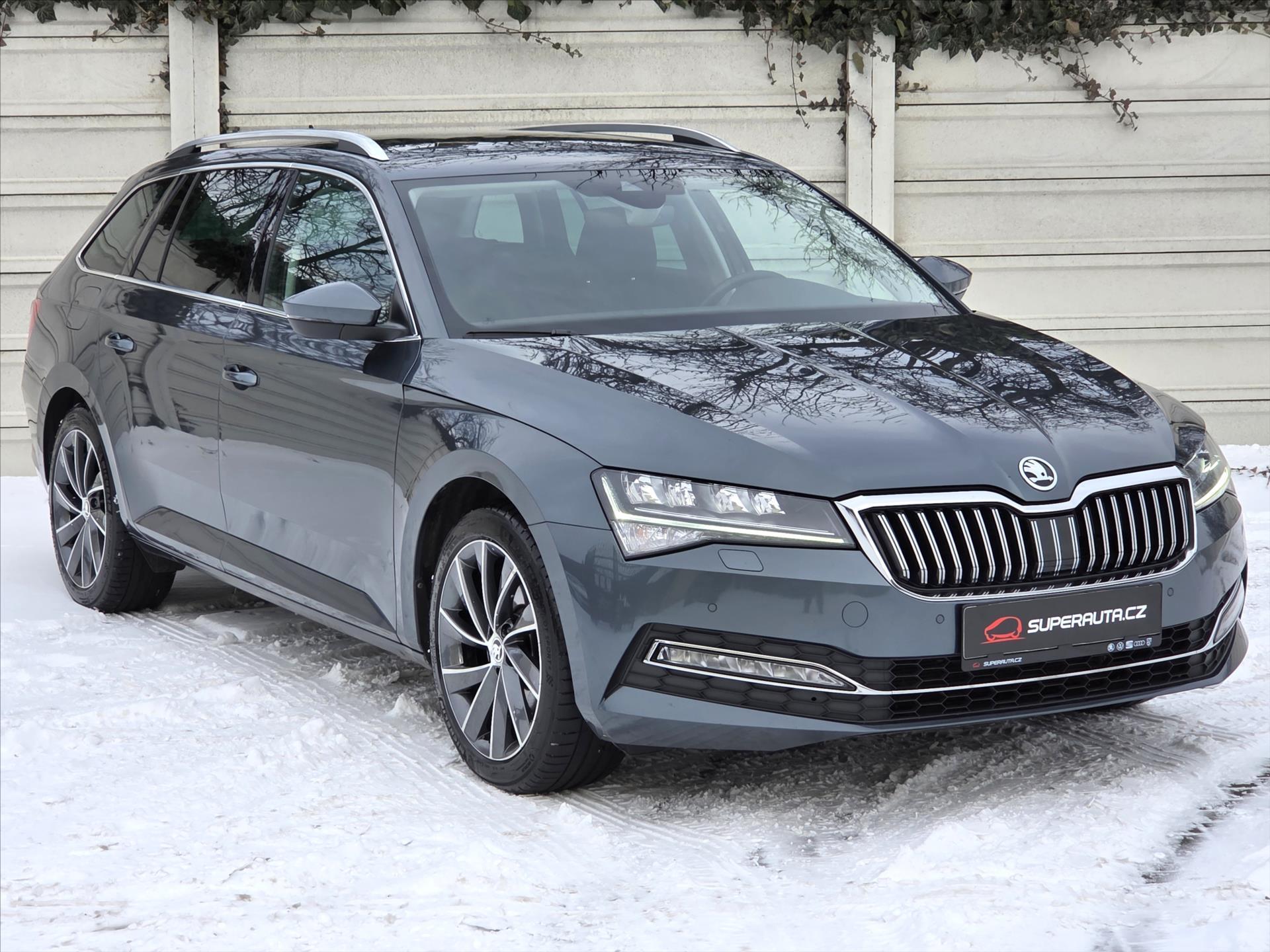Škoda Superb 2,0 TDi DSG Style 1.maj NEHAVA