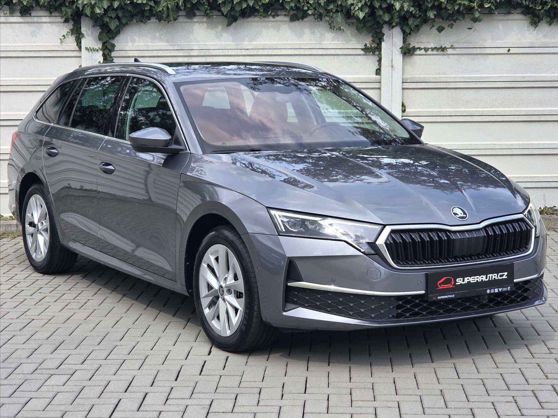 Škoda Octavia 1,5 eTSi DSG Top Selection Zár