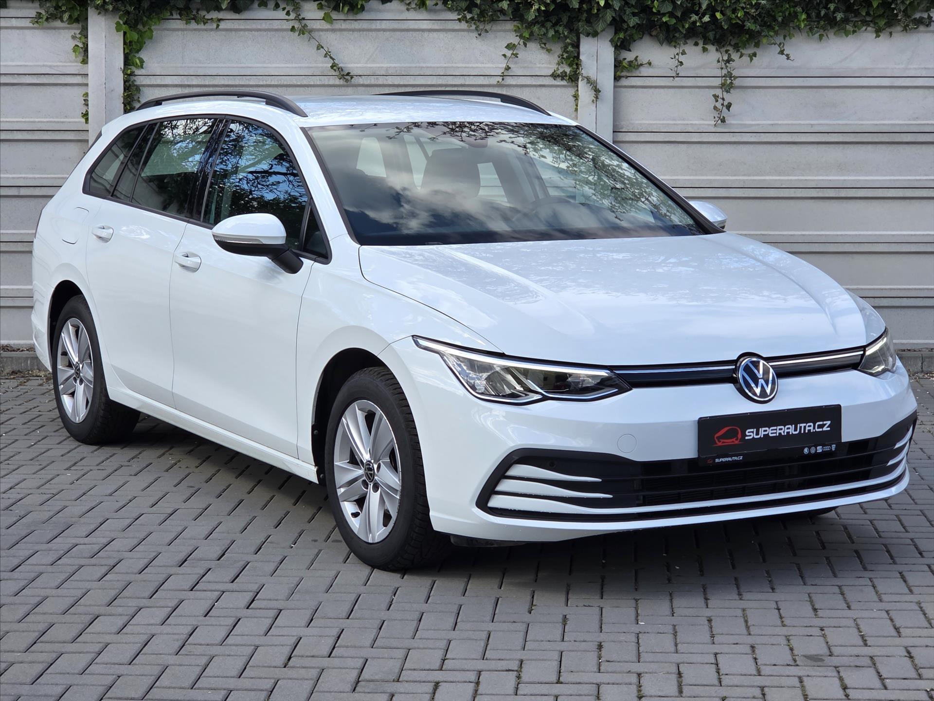 Volkswagen Golf 1,5 TSi Life Tov.záruka ČR 1.m
