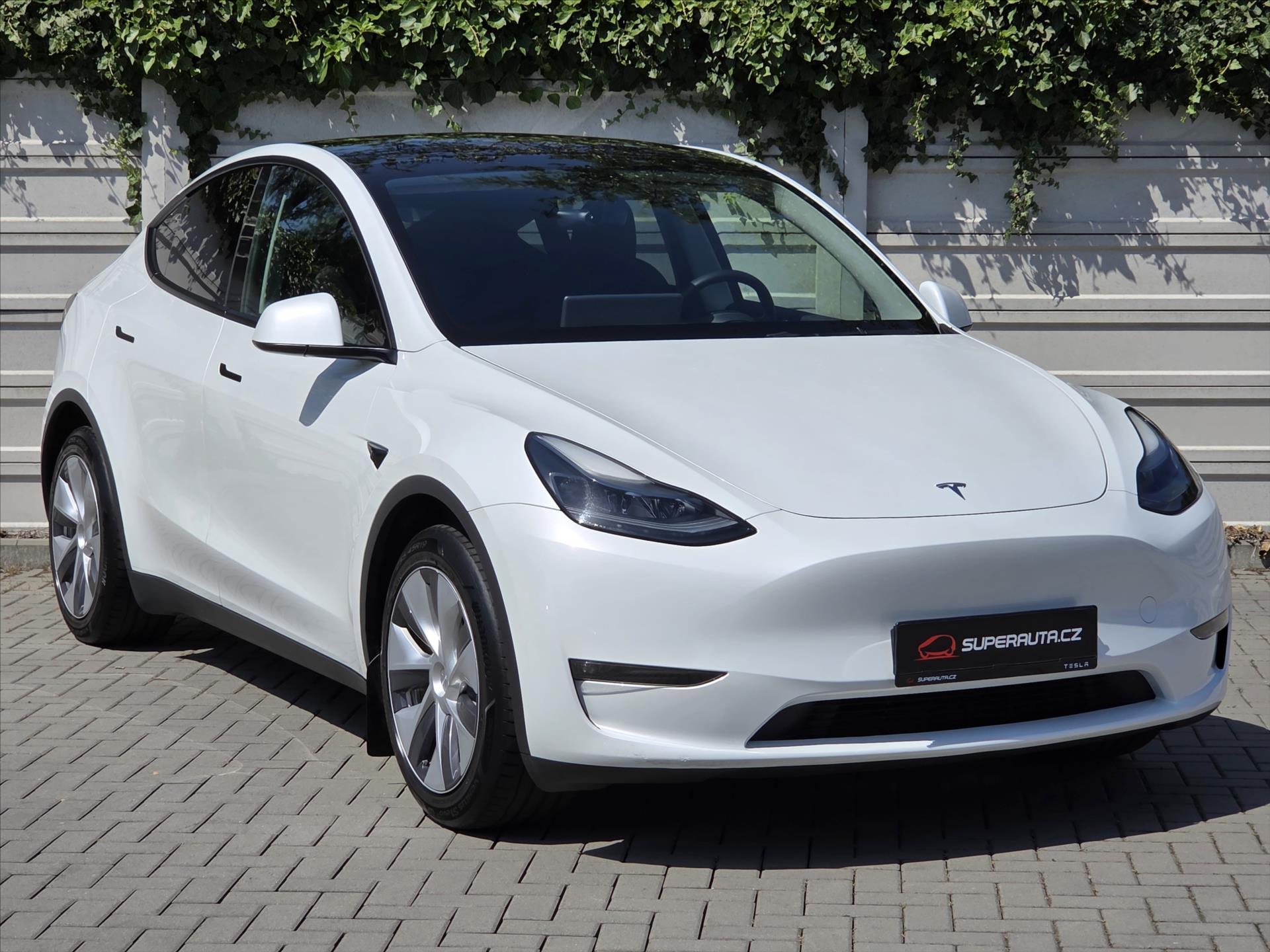 Tesla Model Y LR 4x4 Tažné z. SoH 93.4% 1.ma