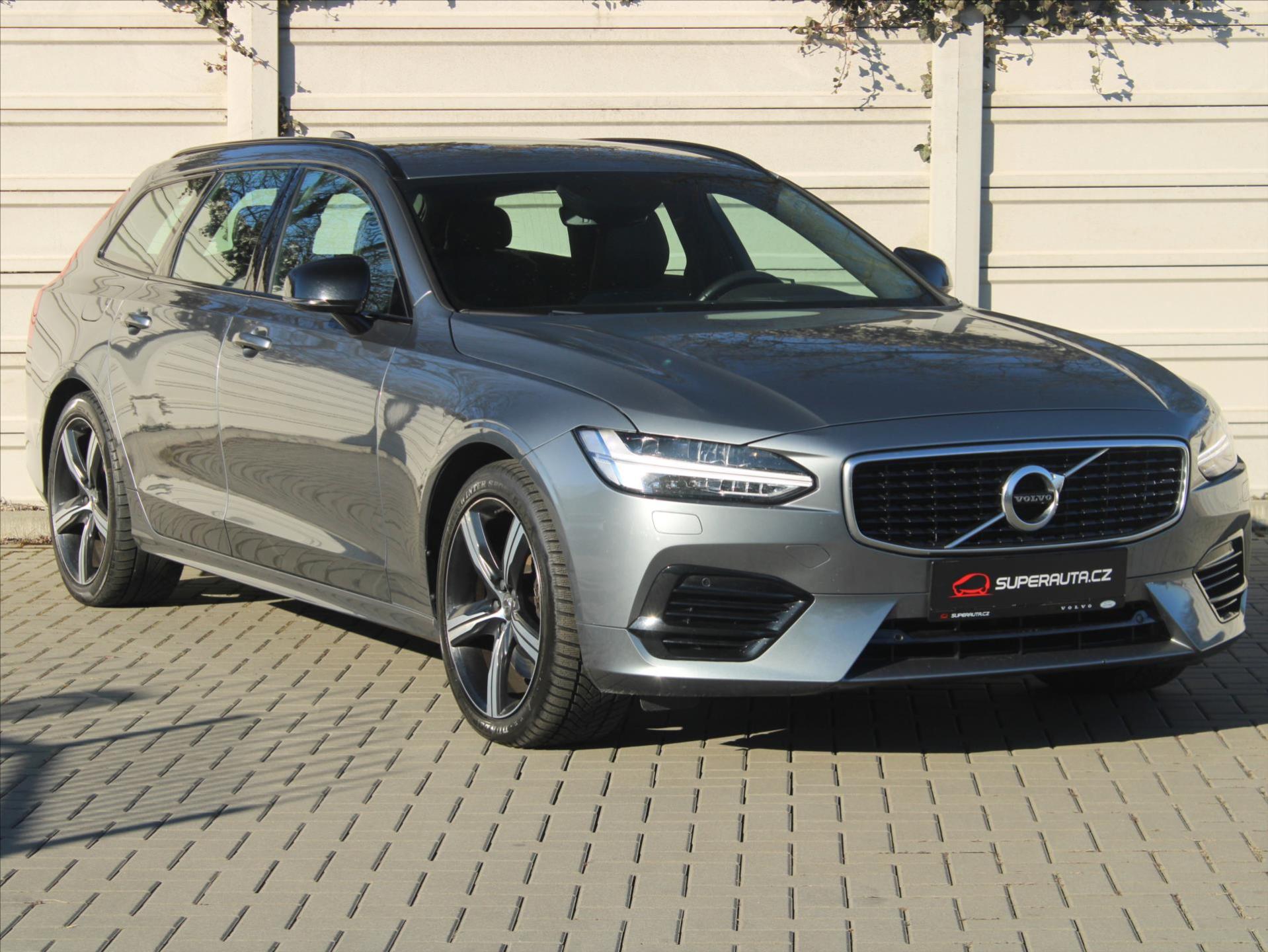 Volvo V90 2,0 T8 PHEV eAWD R-Design ČR 1