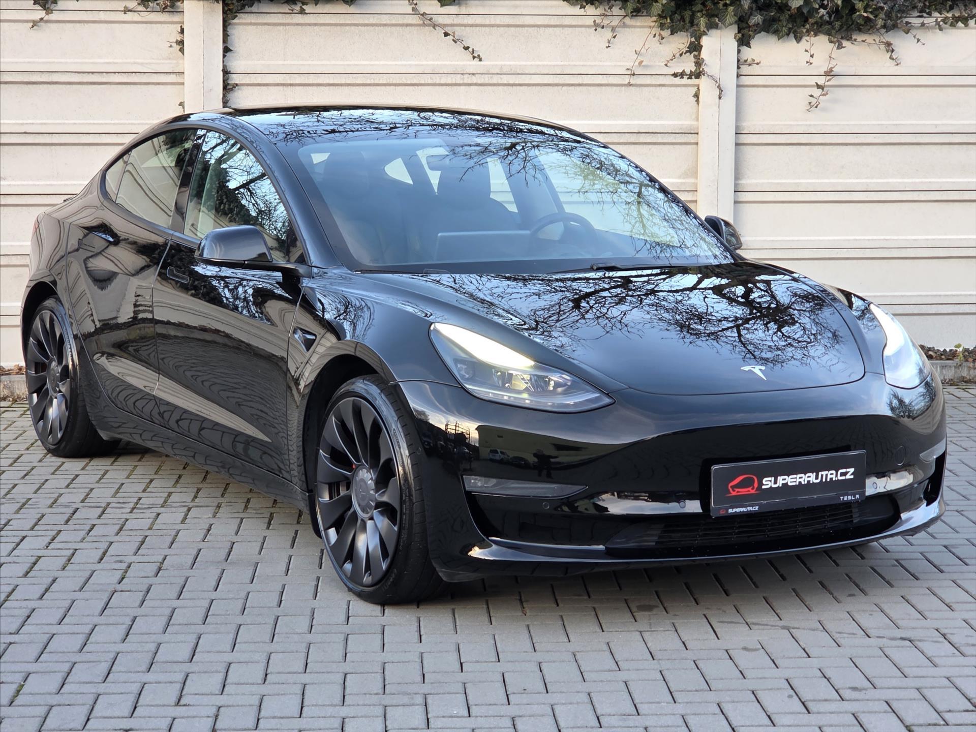 Tesla Model 3 0,0 Performance 377kW/82kWh 1.