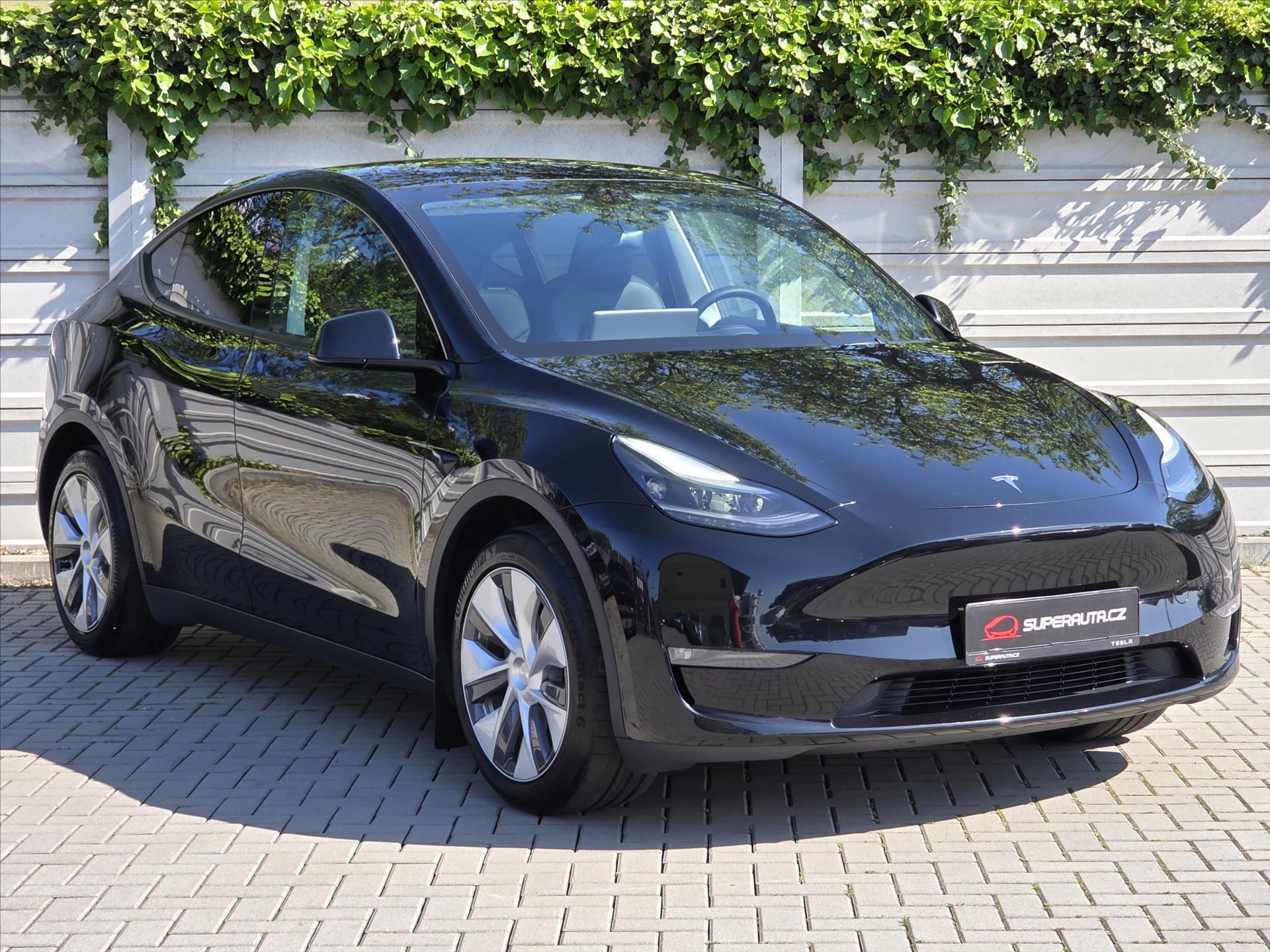 Tesla Model Y 0,0 378kW 4x4 LR TZ SoH 94% 1.