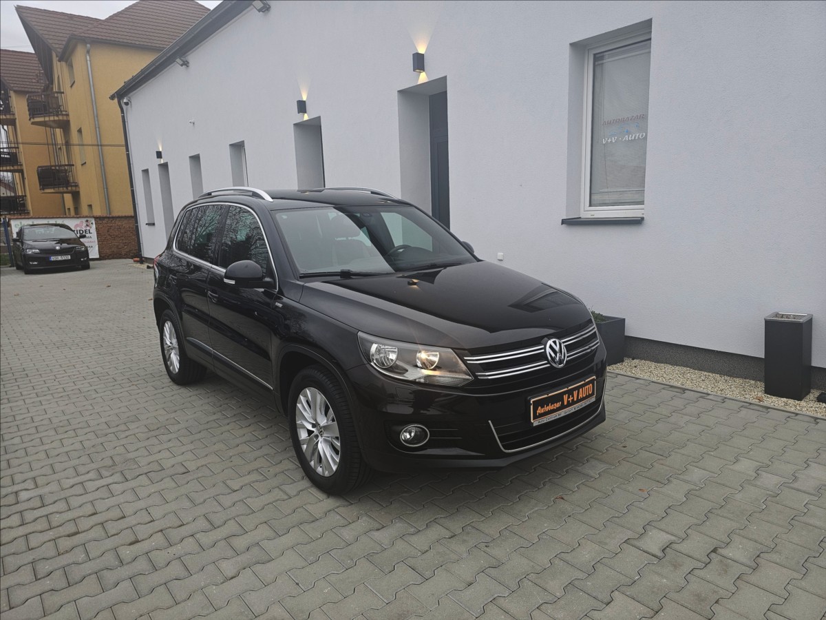 Volkswagen Tiguan 1,4TSi 90KW Life Sport ALU