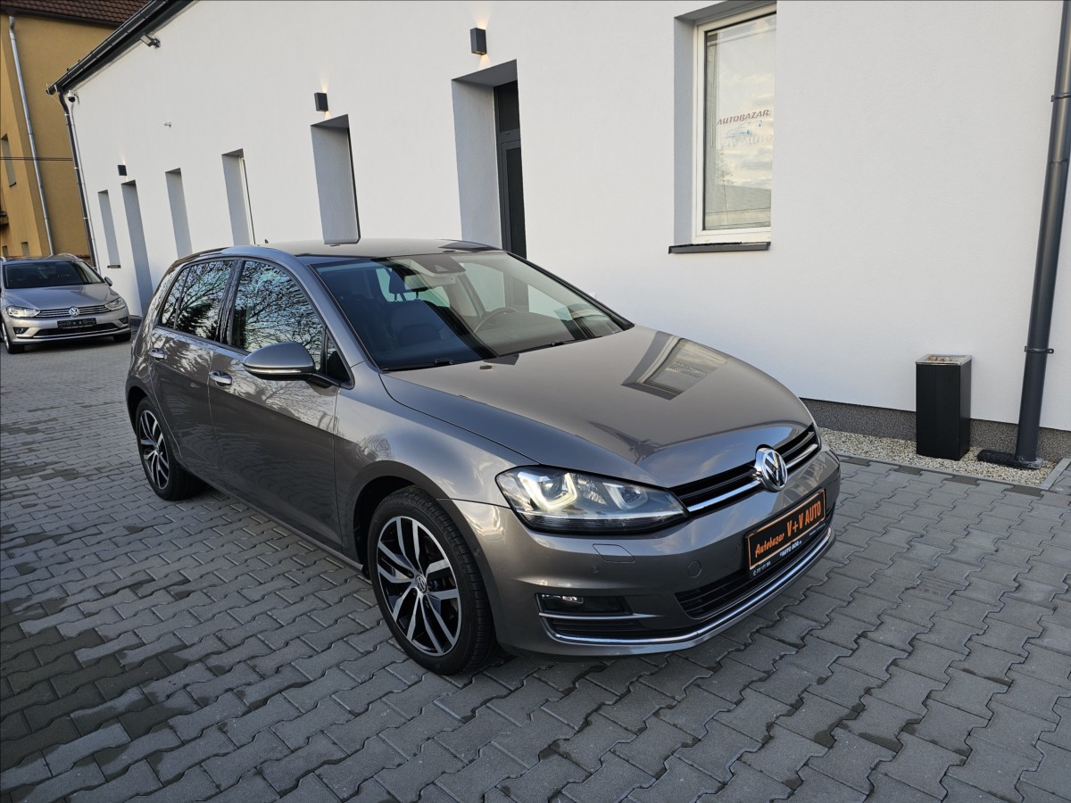 Volkswagen Golf 1,4TSi 90KW HIGHLINE EXTRA