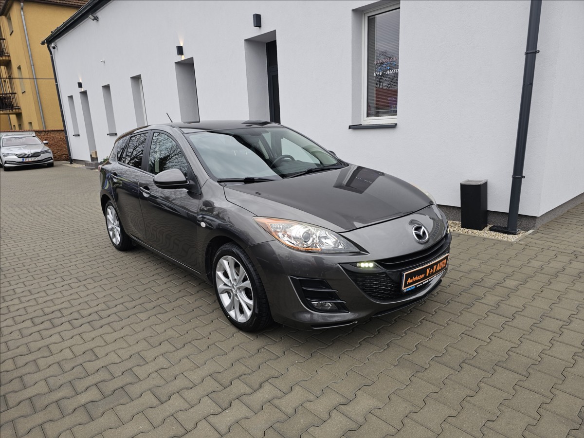 Mazda 3 1,6 MZR Sport Line NAVI KAMERA