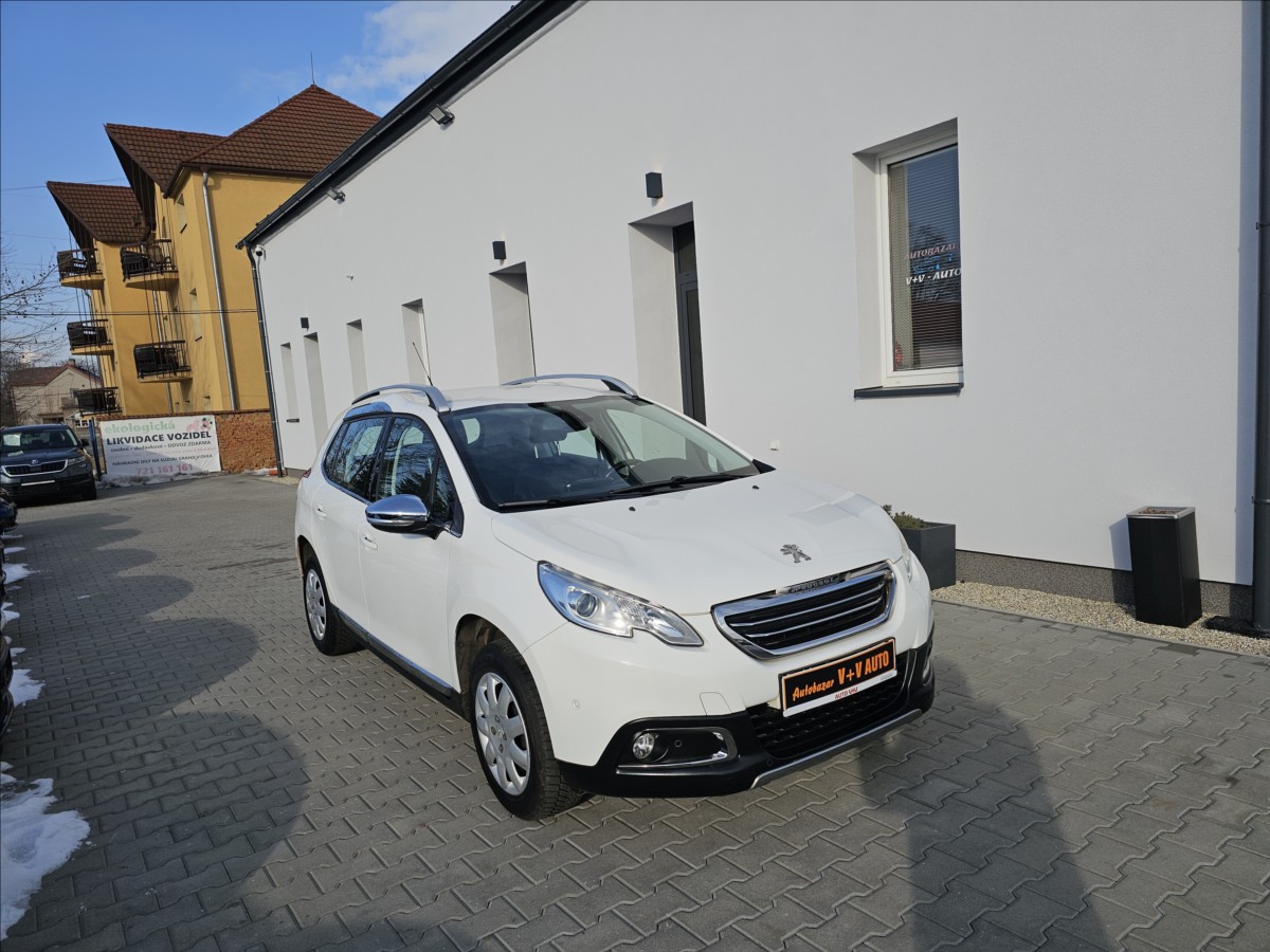 Peugeot 2008 1,6 VTi Allure dig.klima KŮŽE