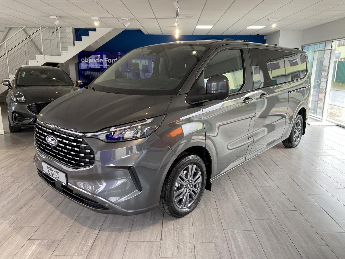 Ford Tourneo Custom L2 Titanium 170k automat AWD