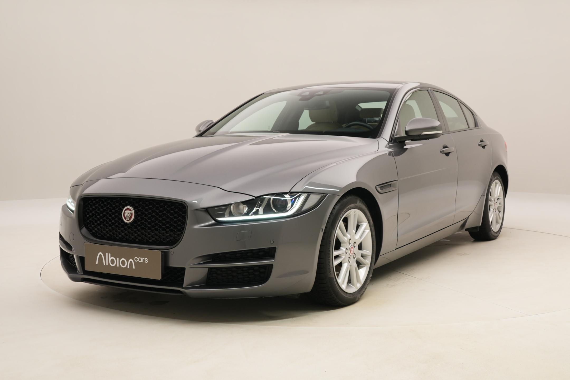 Jaguar XE 2.0D 132kW PURE AUT