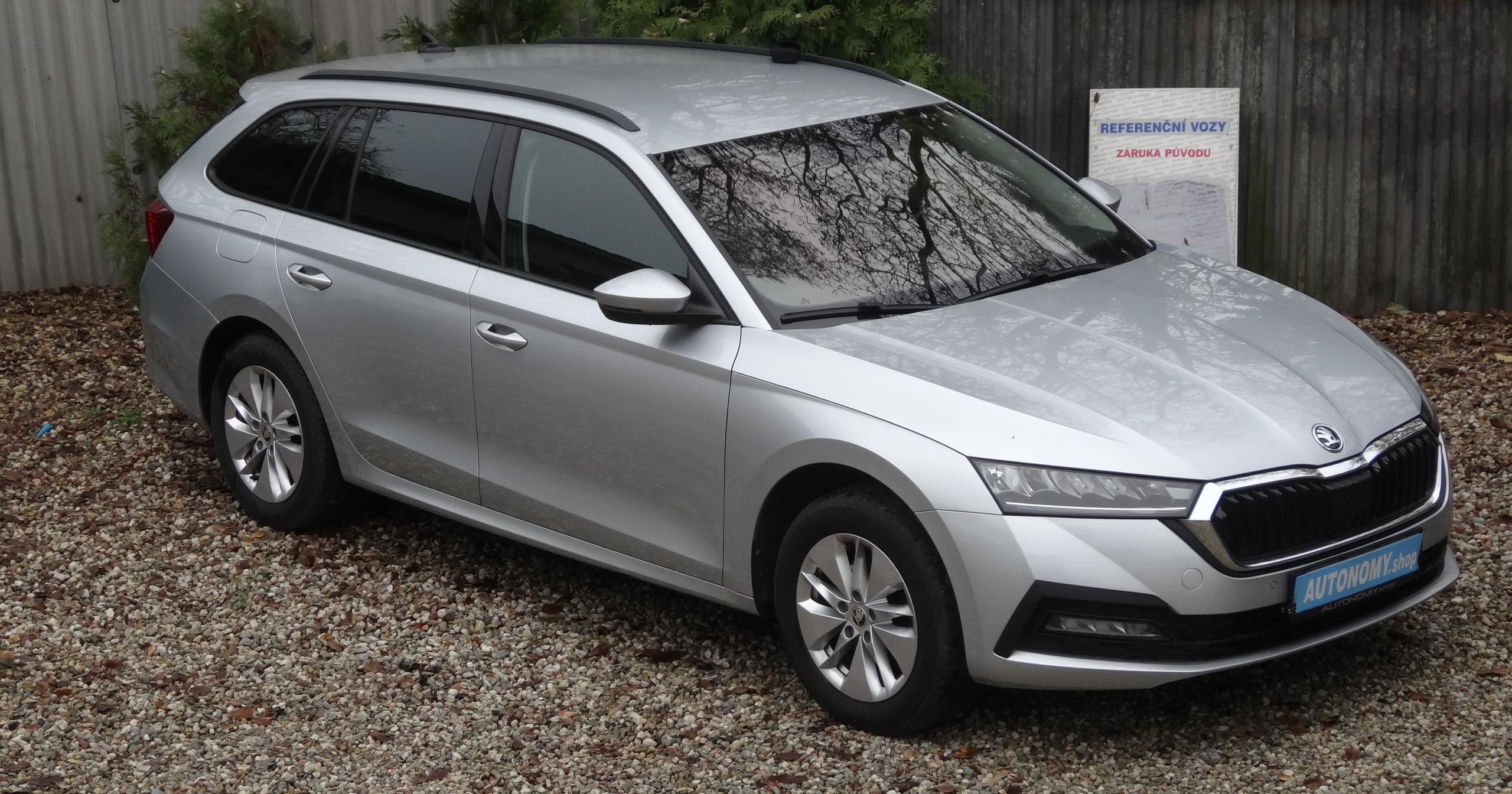 Škoda Octavia Kombi 2.0TDI DSG zim.pneu