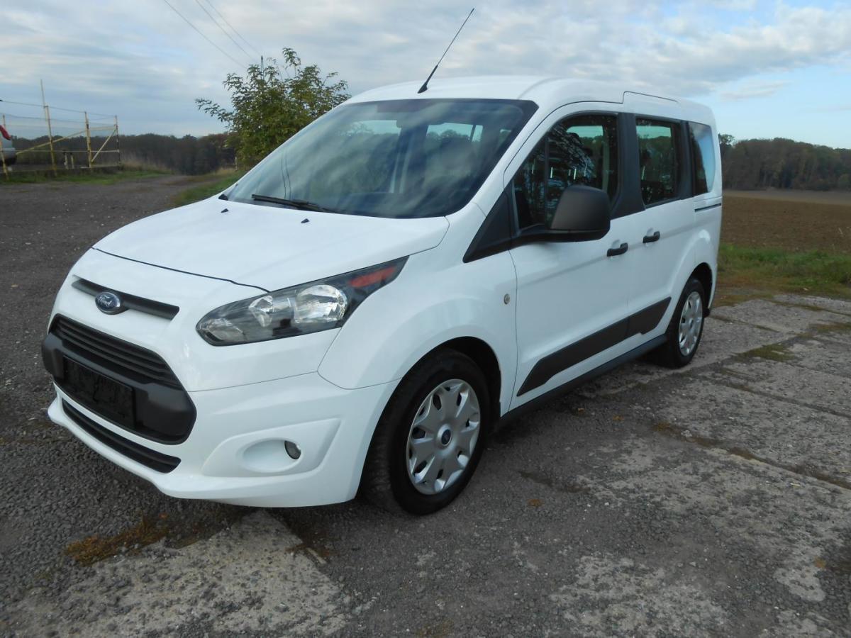 Ford Transit Connect 1,5 TDCI 74 kW Serviska