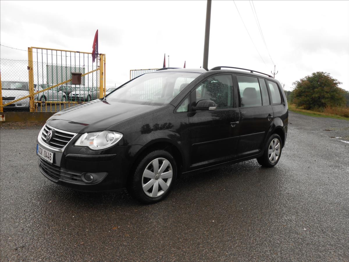 Volkswagen Touran 2,0 TDI 103 kW Serviska