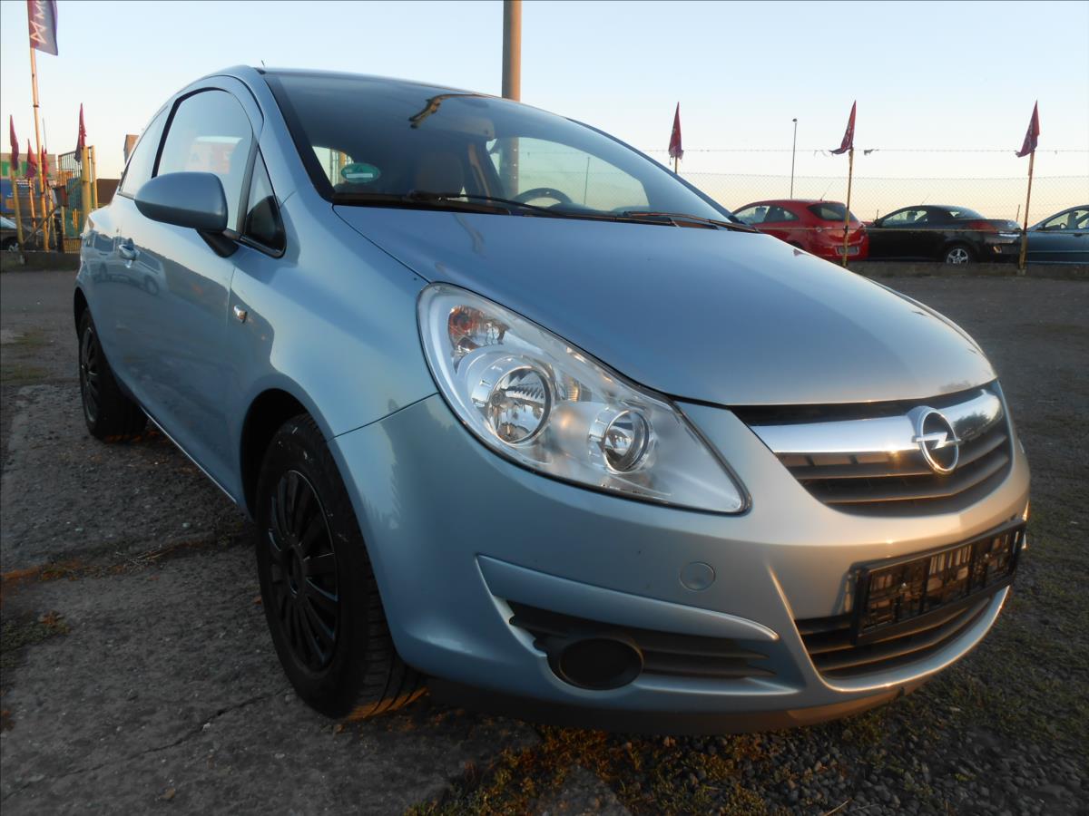 Opel Corsa 1,2 16V Serviska KLIMA