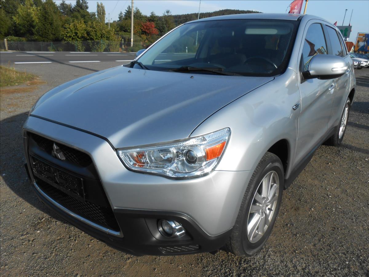 Mitsubishi ASX 1,6 86 kW SERVISKA