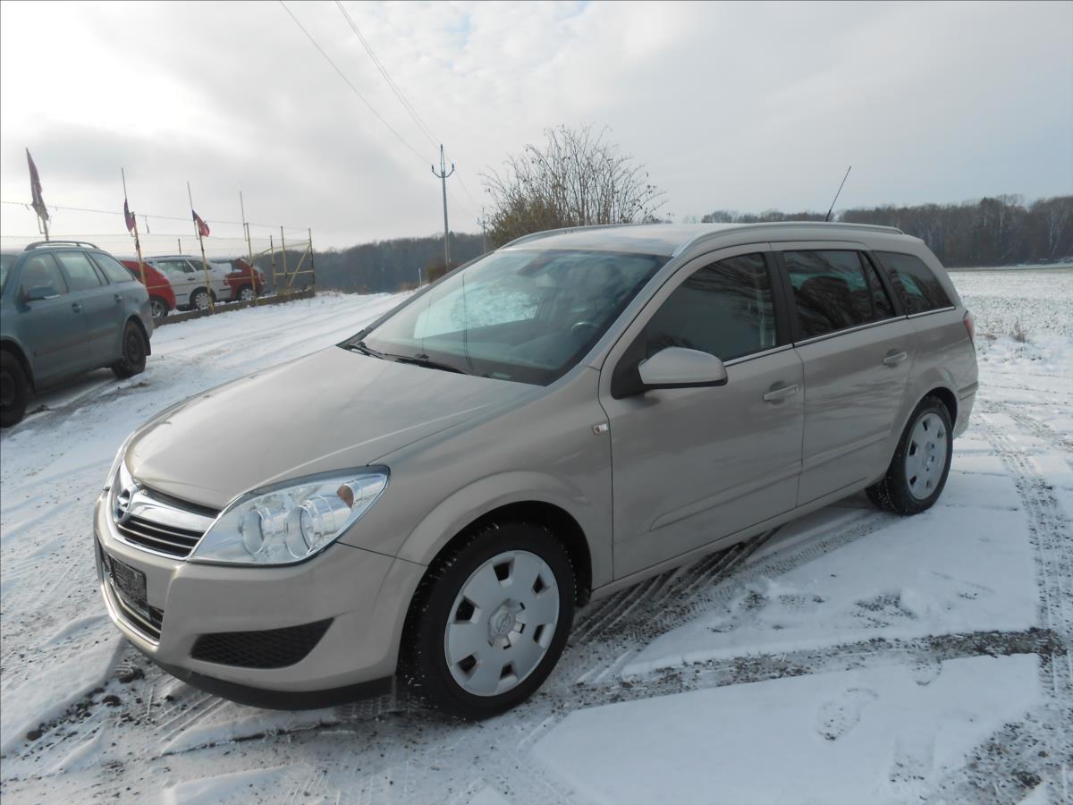 Opel Astra 1,6 85 kW Serviska KLIMA