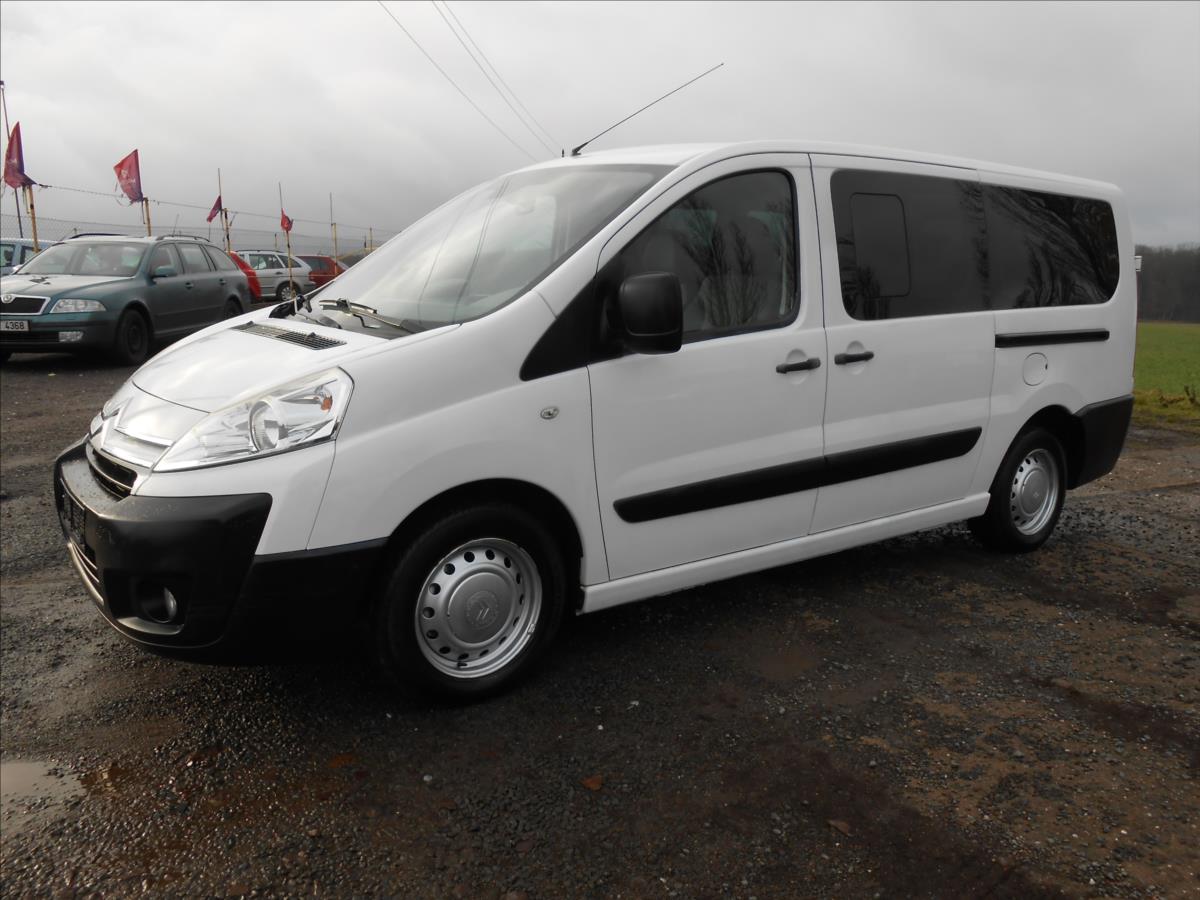 Citroën Jumpy 2,0 88 kW LONG 9.Míst Serviska