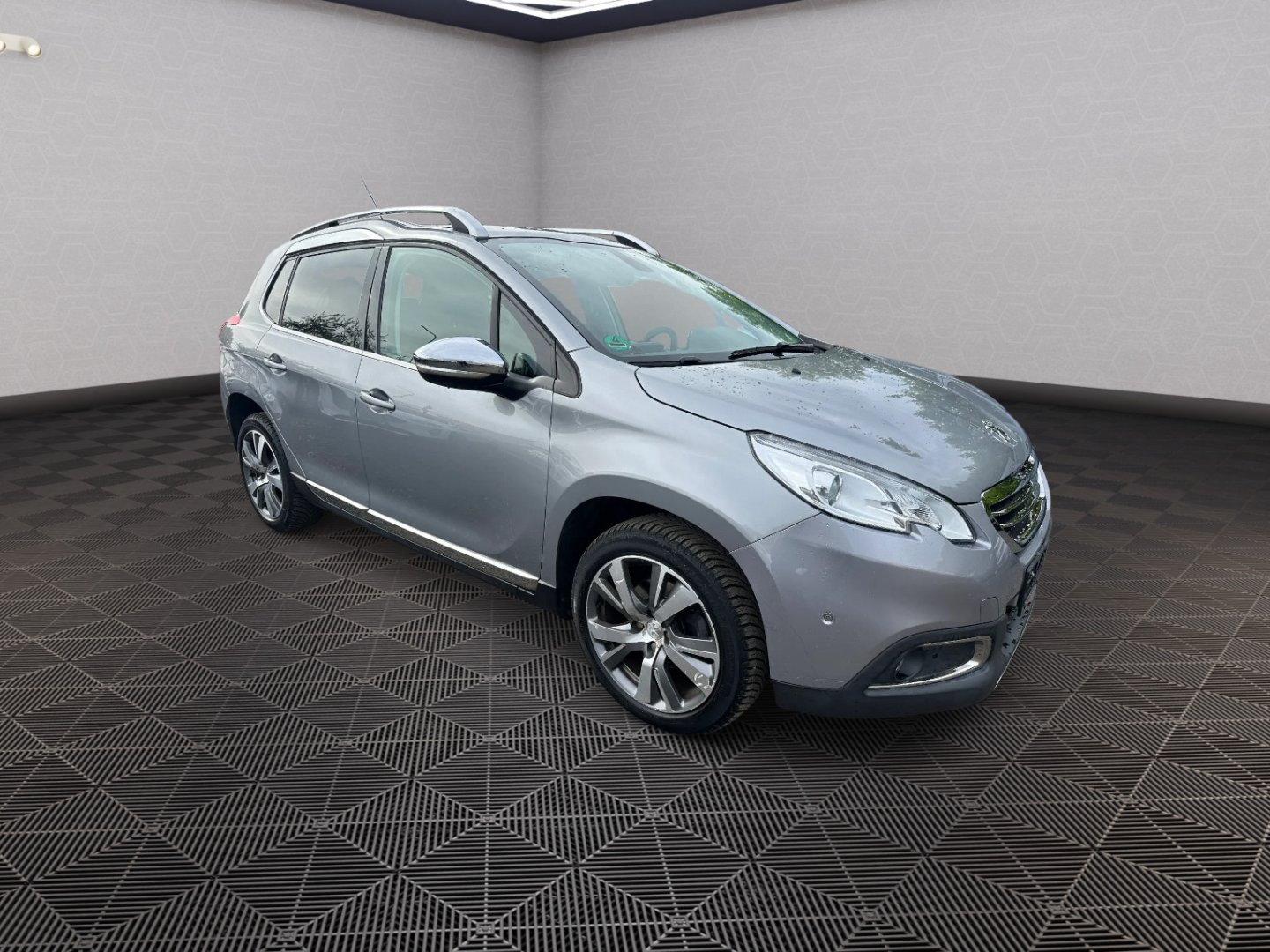 Peugeot 2008 1.2T 81kw Allure