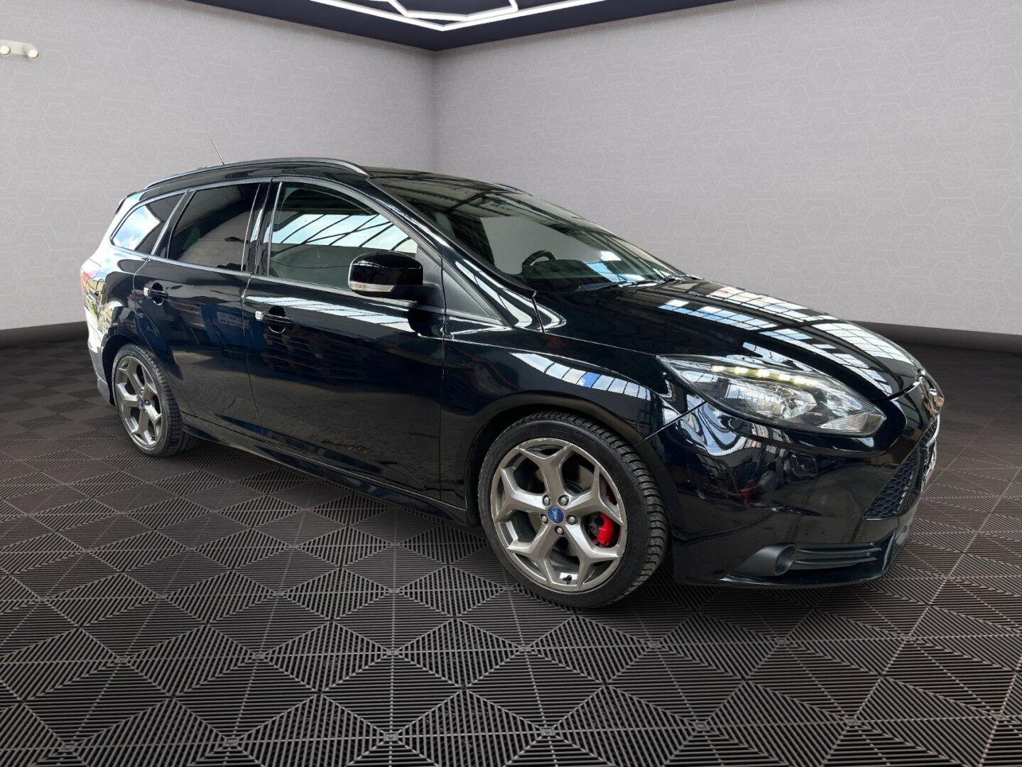 Ford Focus ST 2,0Turbo 184Kw