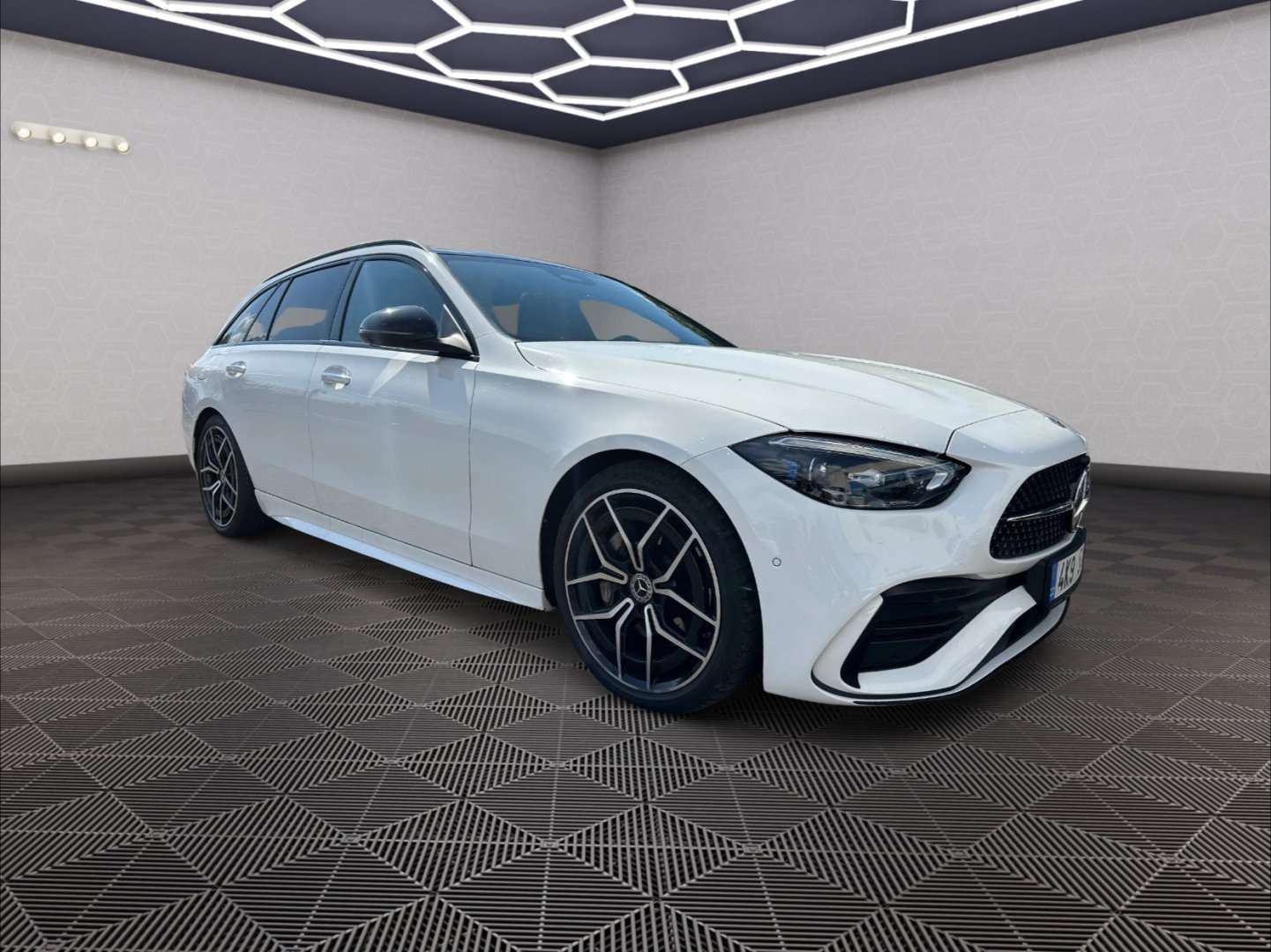 Mercedes-Benz Třídy C 200 150kw 4Matic AMG