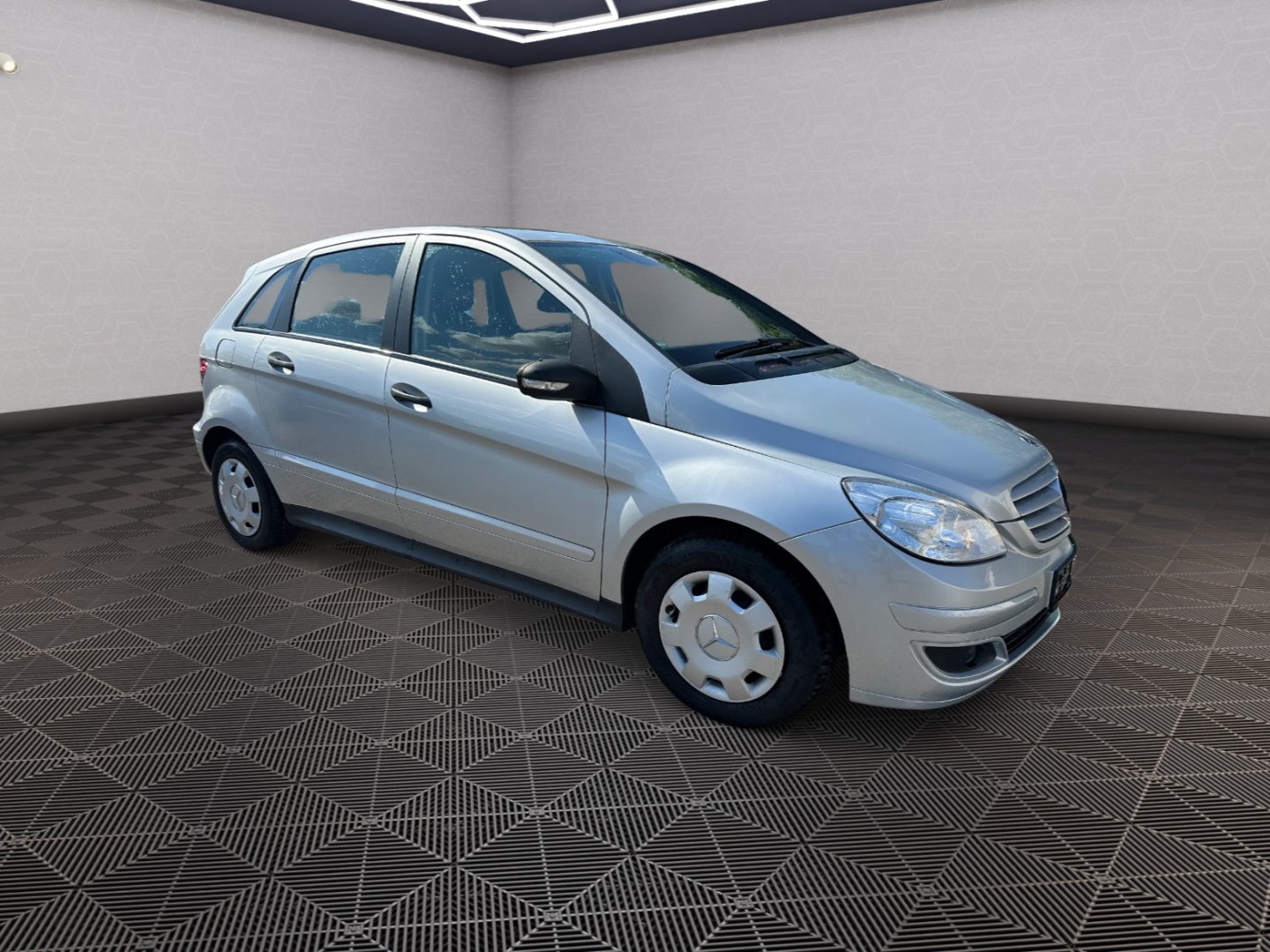 Mercedes-Benz Třídy B 1.7i 85kw