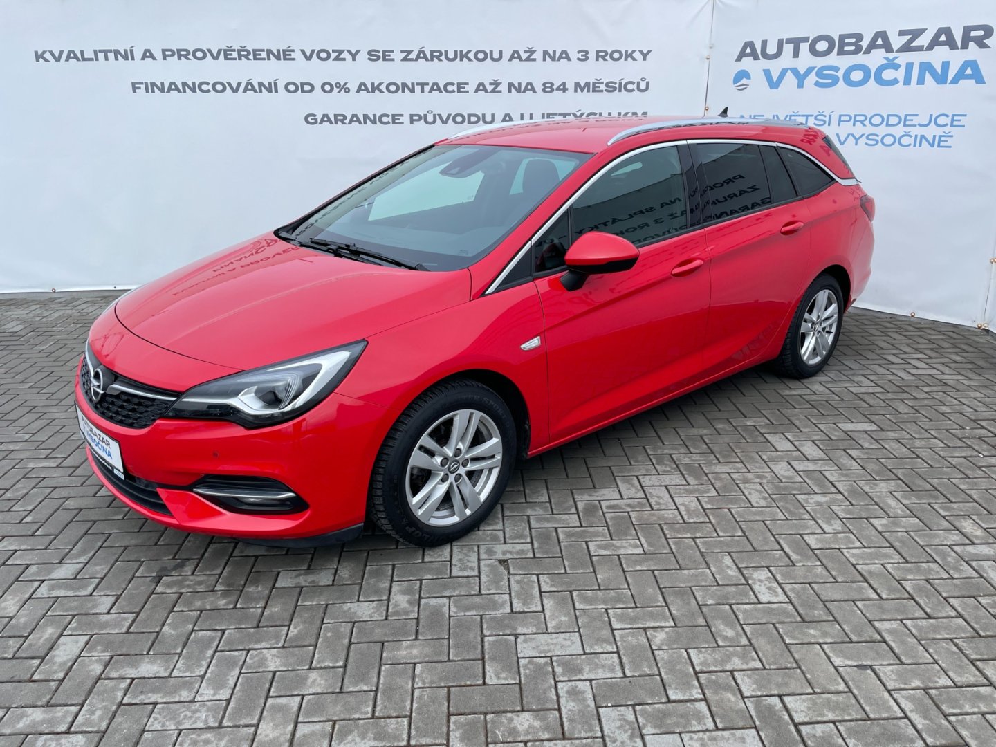 BMW Řada 3 Com. 318d 110kW Sport!