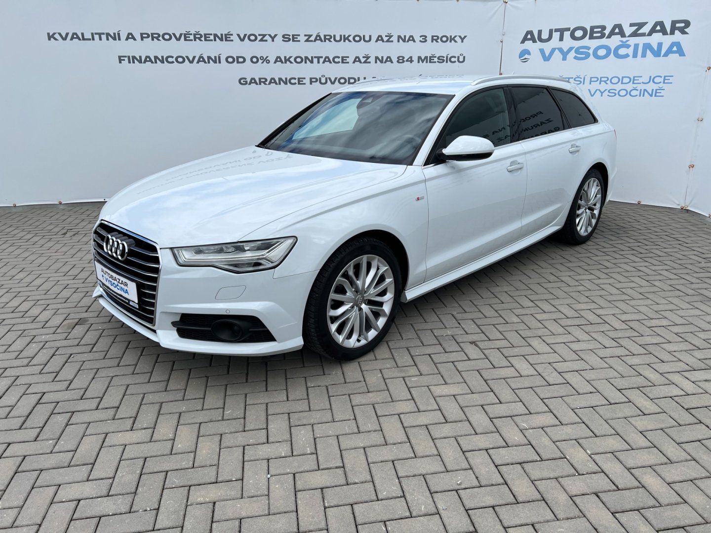 Audi A6 Avant S-line 2.0 TDi 140kW LED
