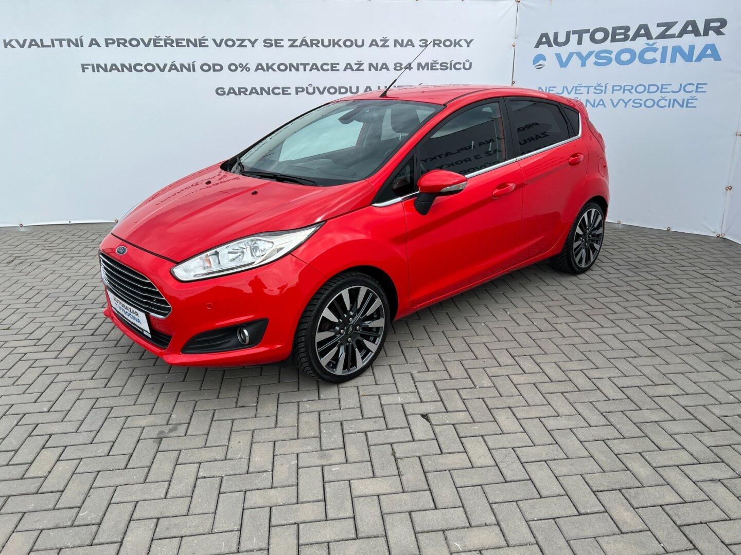 Ford Fiesta 1.0i 74kW Titanium! Tažné!