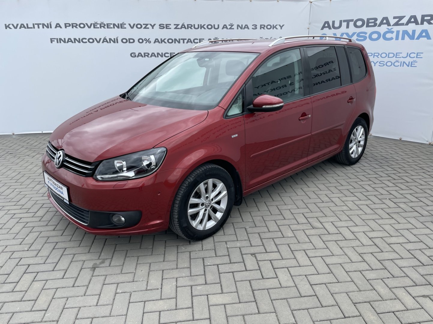 Volkswagen Touran 2.0TDi 103kW LIFE! Navigace!