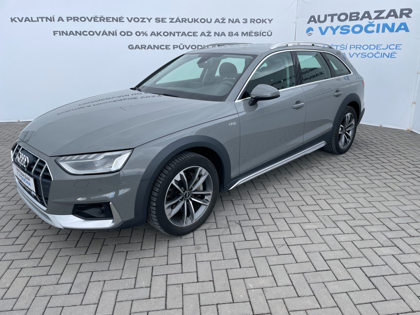 Audi A4 Allroad 45TFSi 195kW FULL LED! ČR+1maj