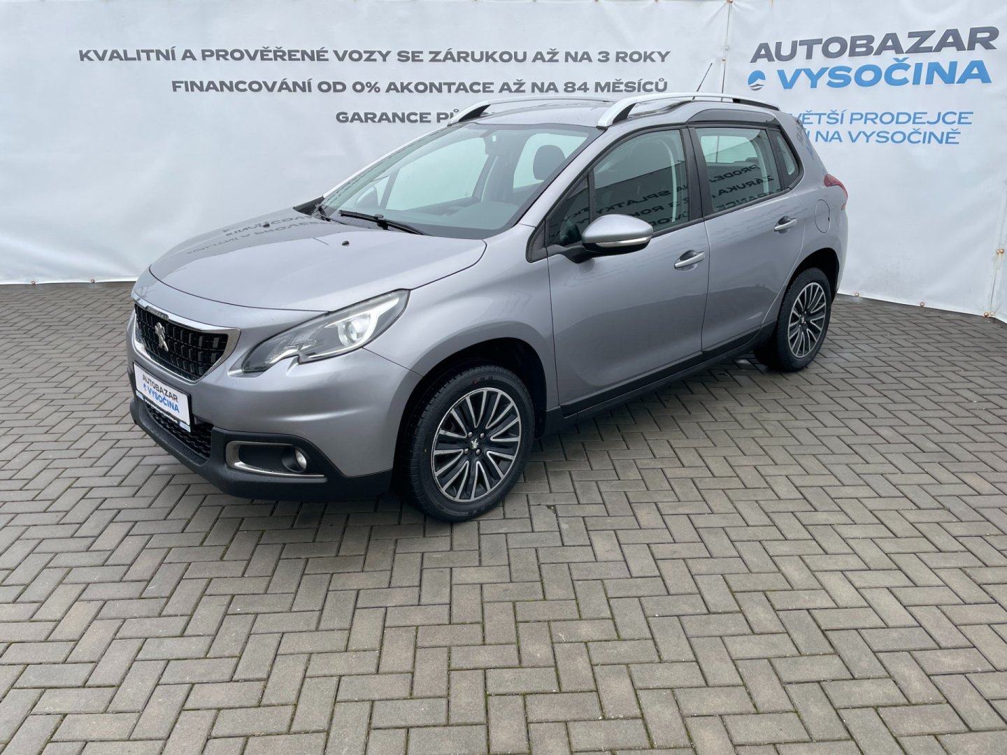 Peugeot 2008 1.2PT 61kW Navigace! Car Play