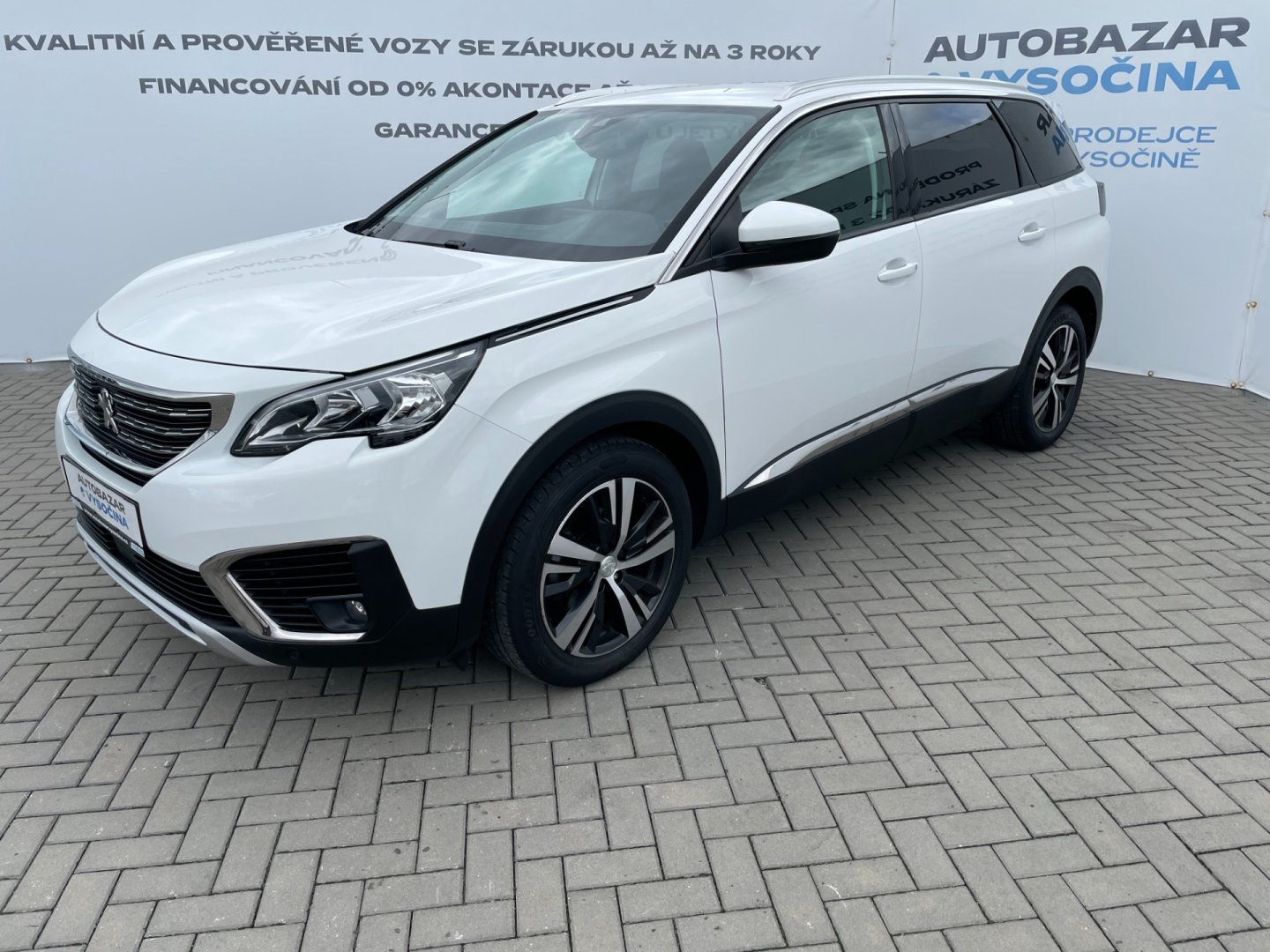 Peugeot 5008 1.2PT ALLURE! 7míst! ČR+1.maj.