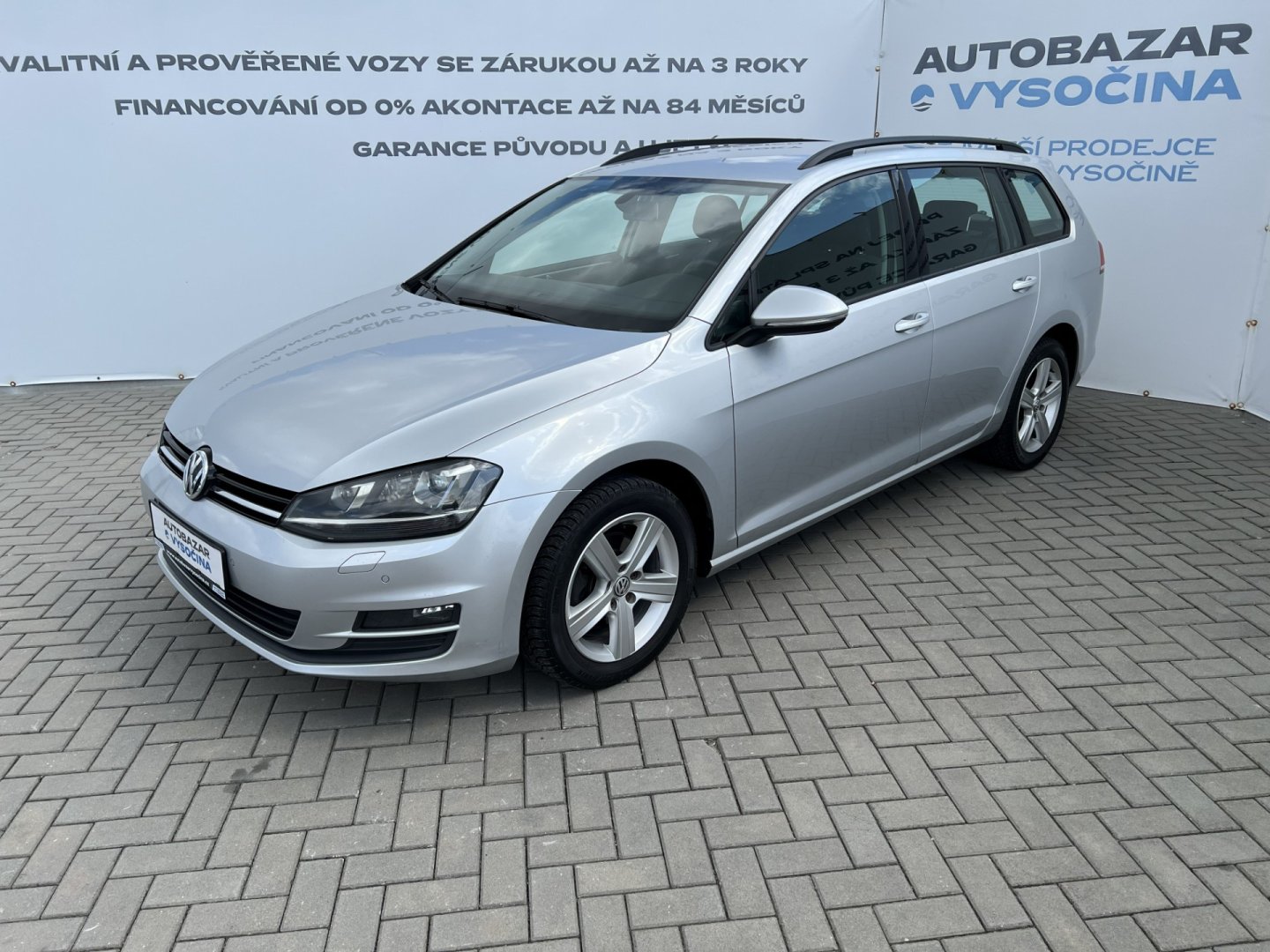 Volkswagen Golf 2.0TDi 110kW! Xenony