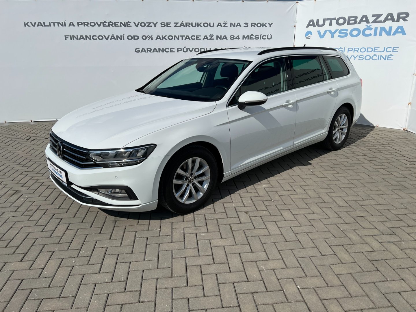 Volkswagen Passat 2.0TDI 110KW Business! LED!