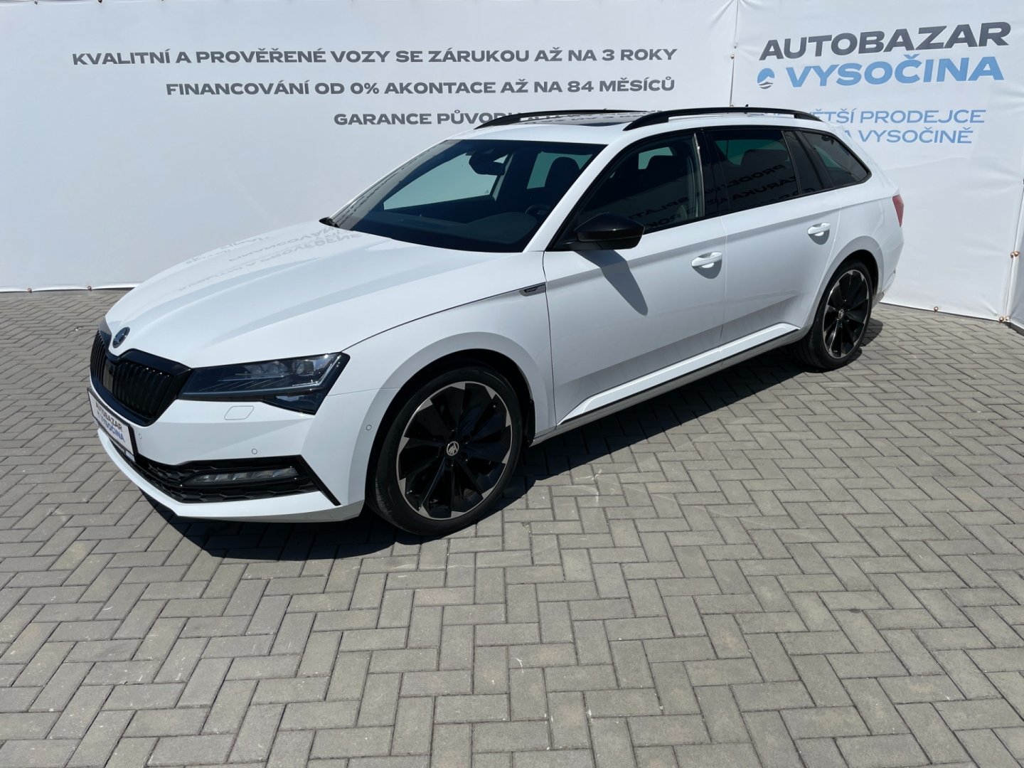 Škoda Superb SportLine 1.5TSI! Webasto! 1.M