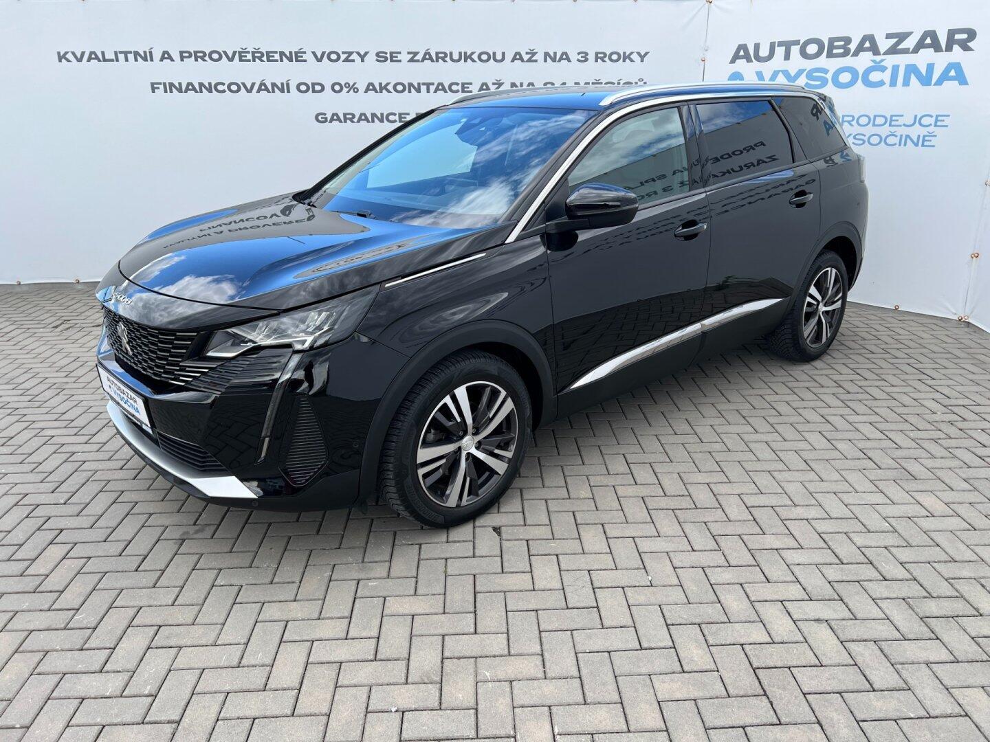 Peugeot 5008 1.2PT 96kW! Allure! Tažné! LED