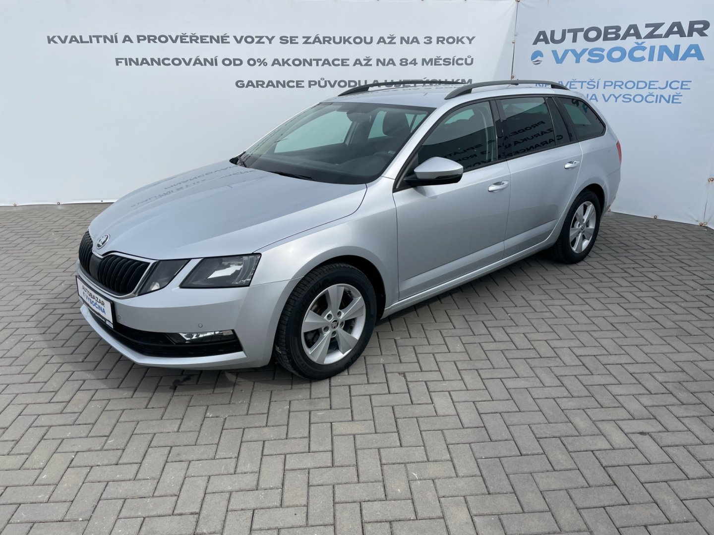 Škoda Octavia Com.1.6TDi Webasto! Navigace!