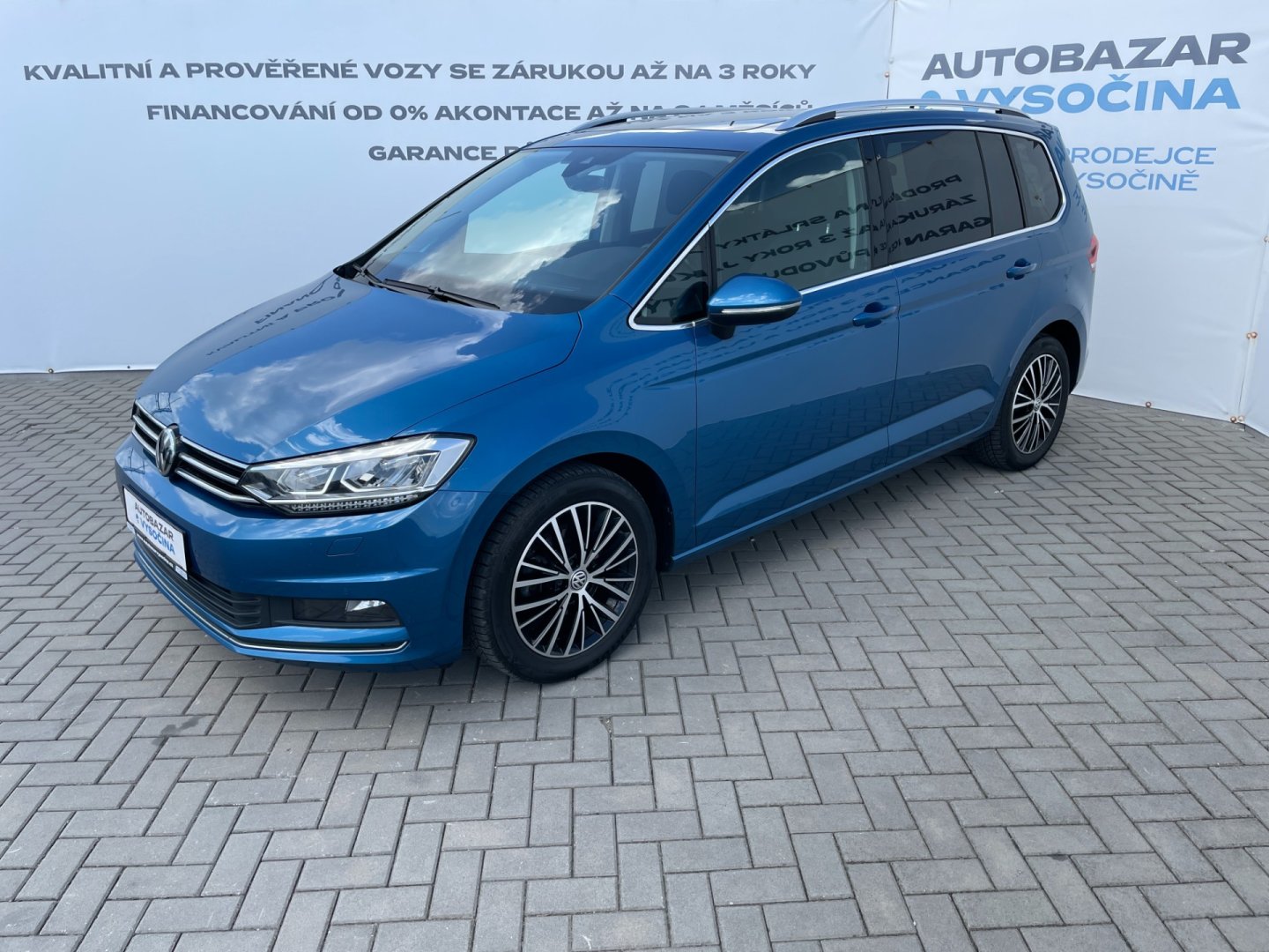 Volkswagen Touran 2.0TDi 110kW HIGHLINE 7-míst